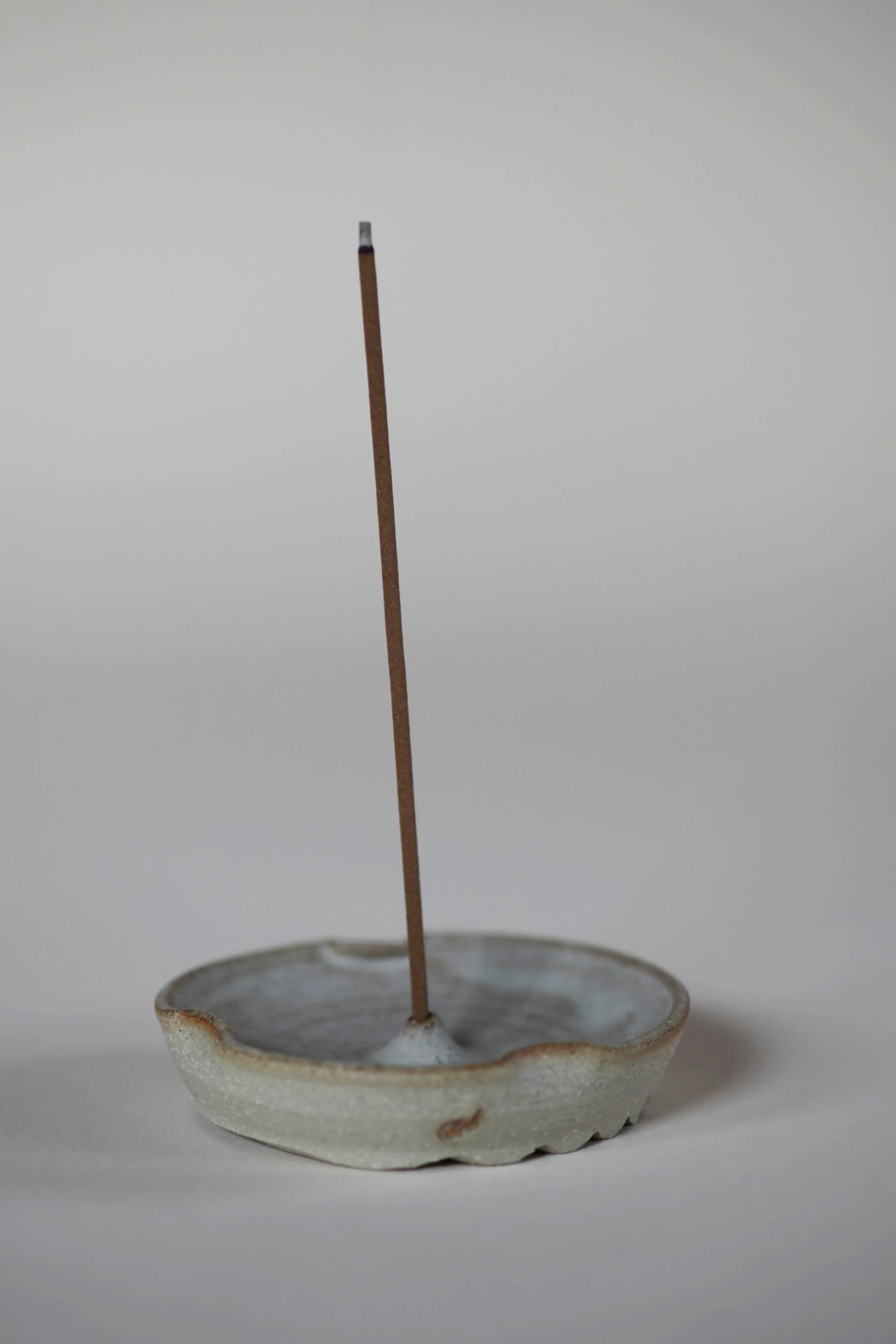 The_Worshipful_Atelier_Ce_incense_holder_6.png