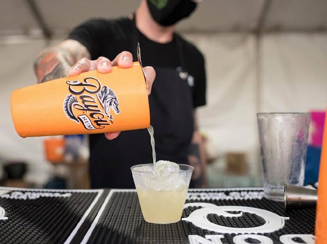 We&rsquo;re thinking about the weekend, which makes us remember this fun moment from our 4/24 show. It also makes us want a refreshing cocktail! Who wants to go back and do it again?

#visitlouisiana #visitjefferson #visitneworleans  #farmstand2021 #