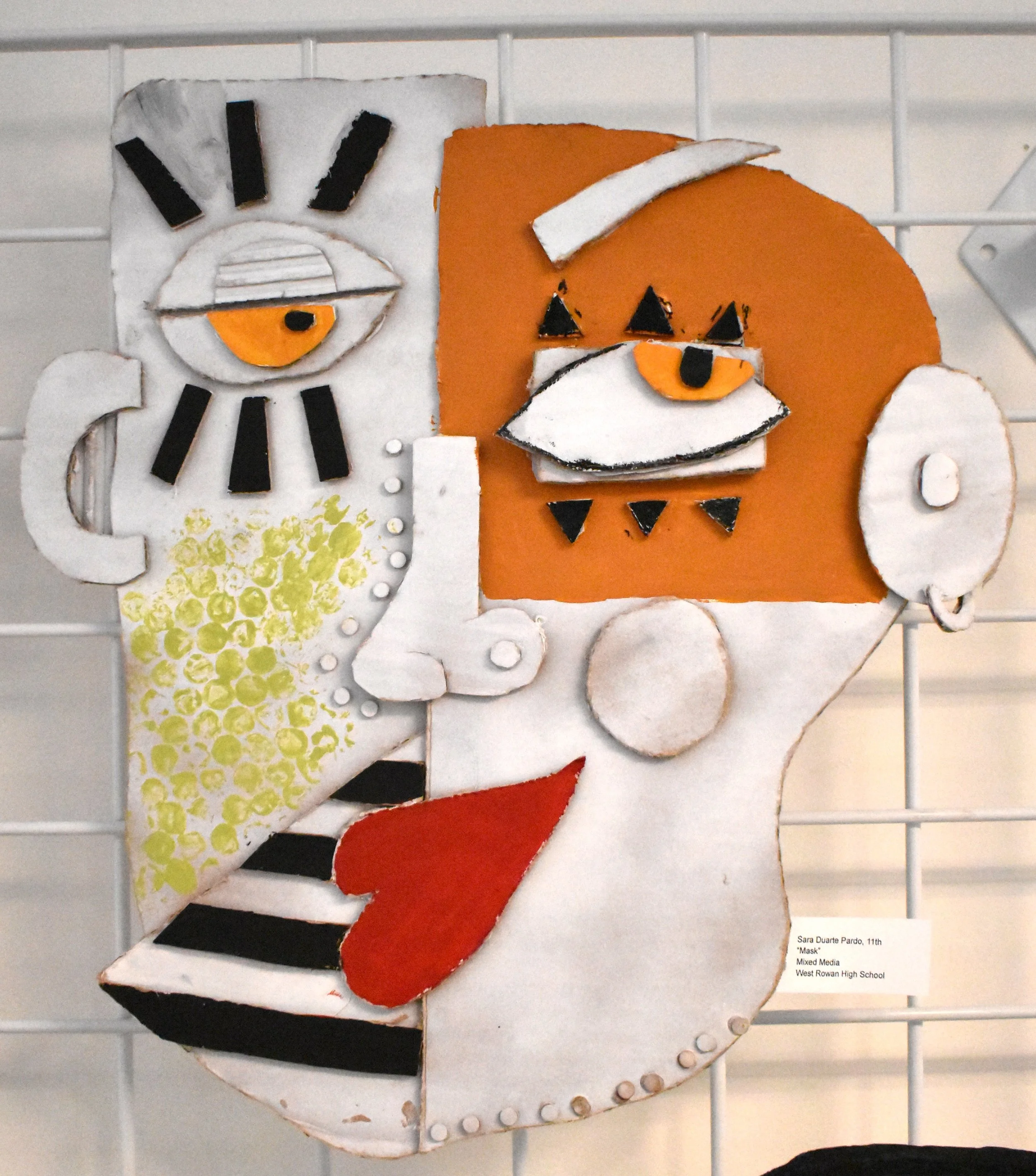 Sara Duarte Pardo, 11th Grade, Mask, Mixed Media