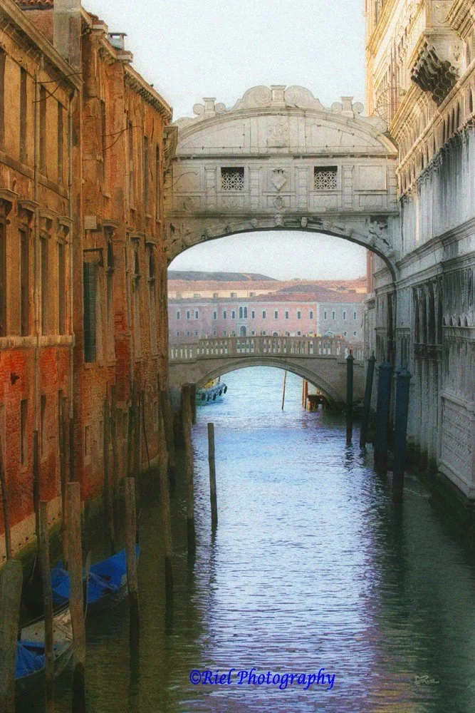 Riel_BridgeofSighs.jpg