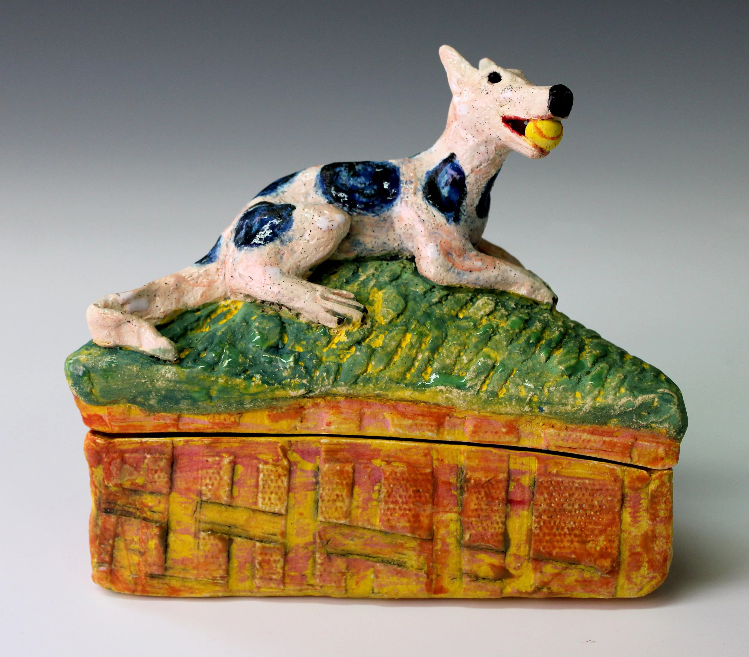 
Jefrfg Downing
Fetchit
Pedestal, ceramic stoneware with slips and glazes
8" x 4.5" x 2.5"
2025
$375