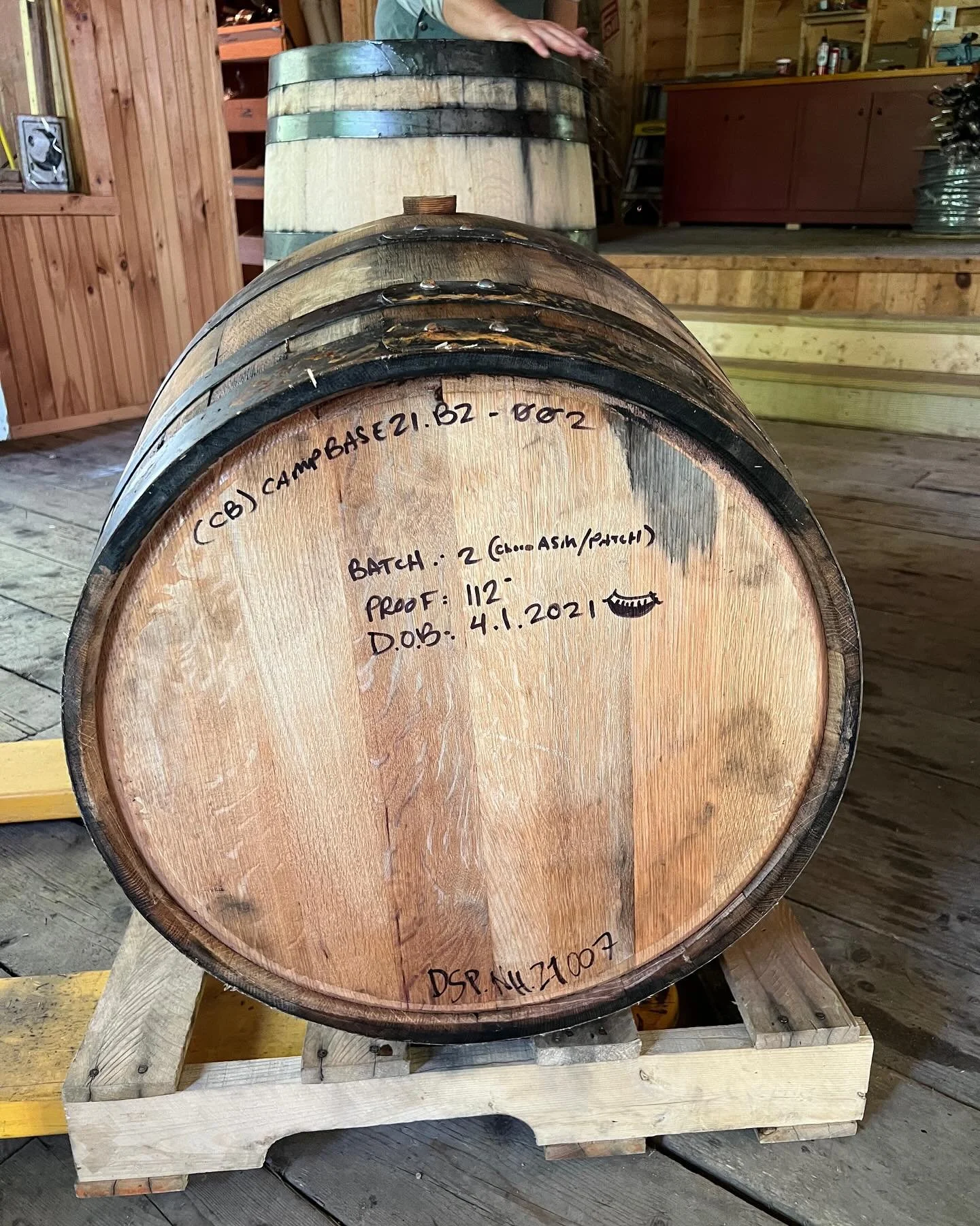 Formally introducing our insultingly and upsettingly delicious rye barrel aged syrup, now with a neck tie courtesy of @tamworth_distilling 

Currently on our sales tables is the chocorua liberty trail rye, a straight rye whose staves are safely back 