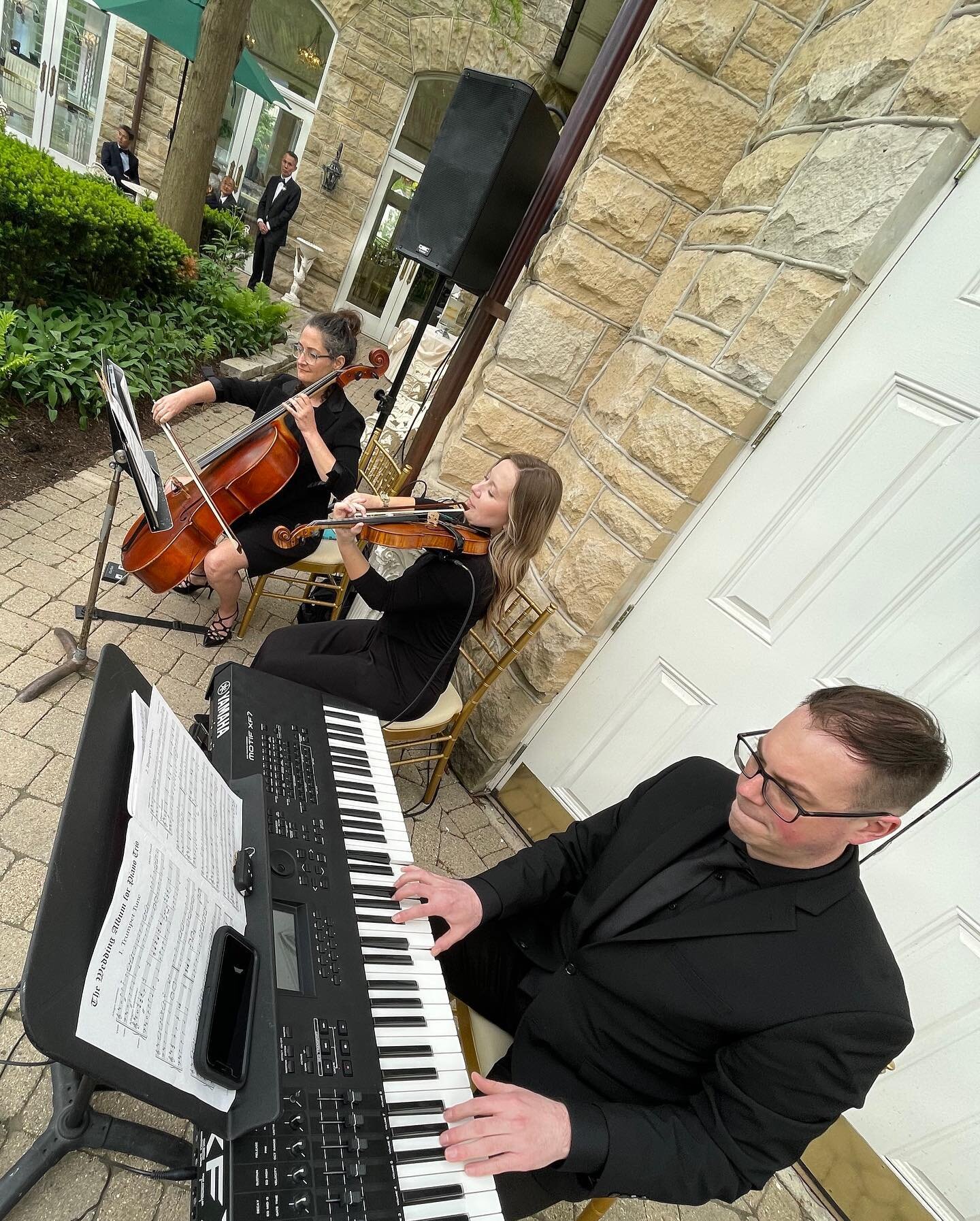 Wonderful weekend celebrating beautiful couples at Heritage Prairie Farm, Eagle Brook Country Club and The Haley Mansion 🎻🤍💍 
.
.
.
B &amp; T had an amazing choreographed dance to Lover by Taylor Swift 🥰 Our pop quartet including piano and drums 