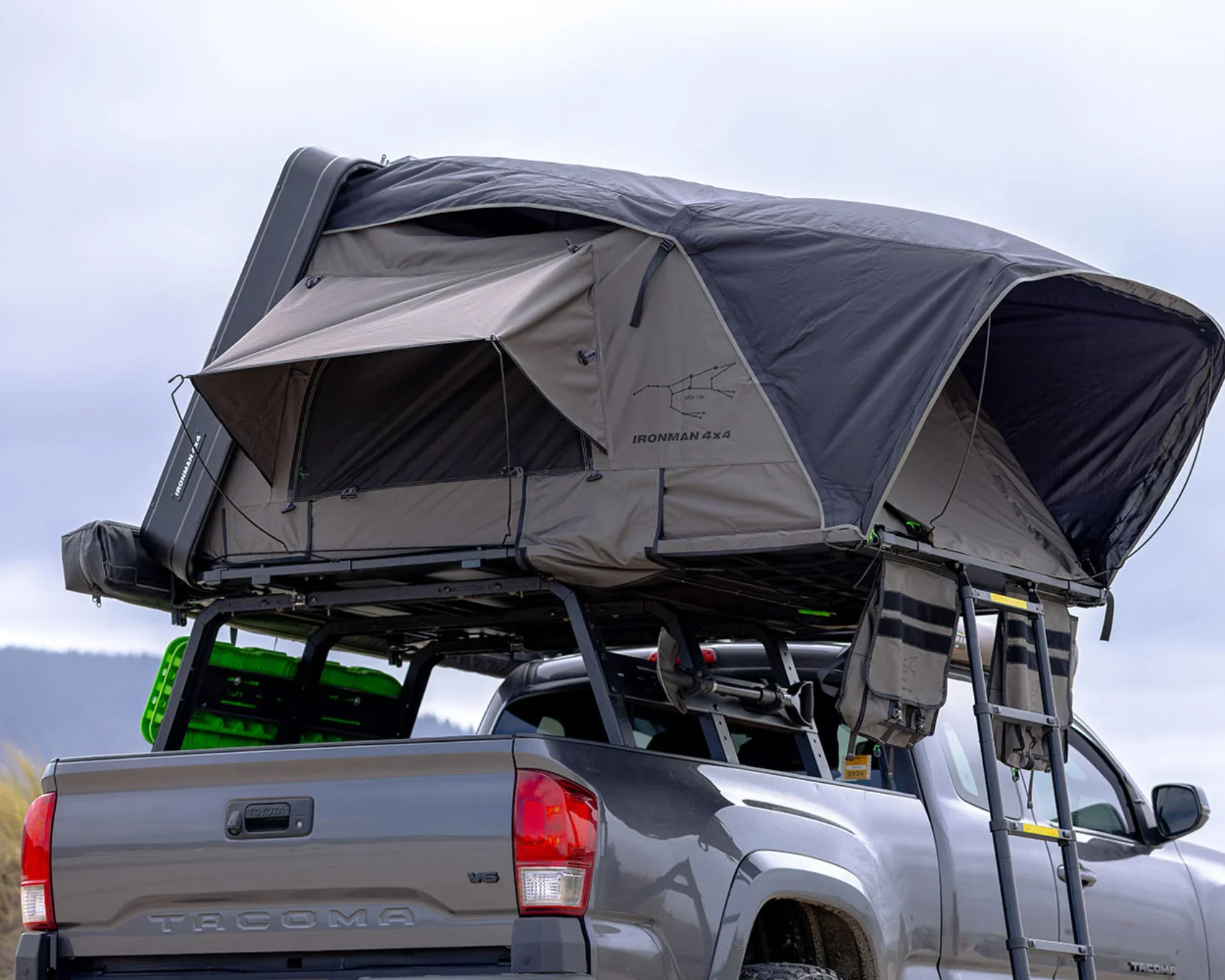 IRTT0078-Ursa-1300-Rooftop-Tent-1.jpg.webp
