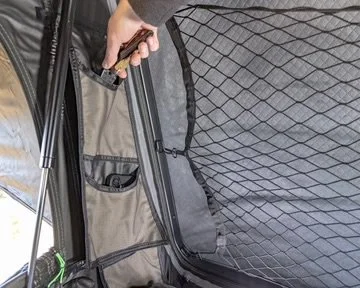 IRTT0078XL-ursa-major-rooftop-tent-lifestyle-10-2000x1600.jpg
