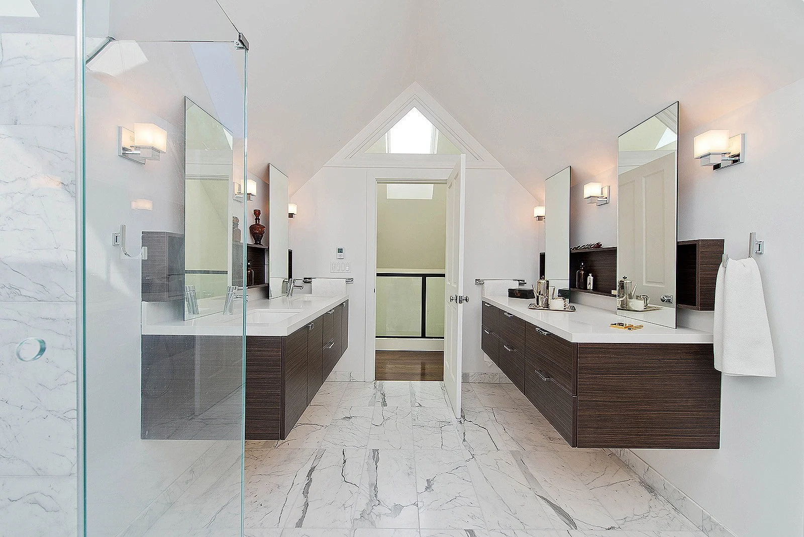 bathroom-double-gamble-plus-design-1068.jpg