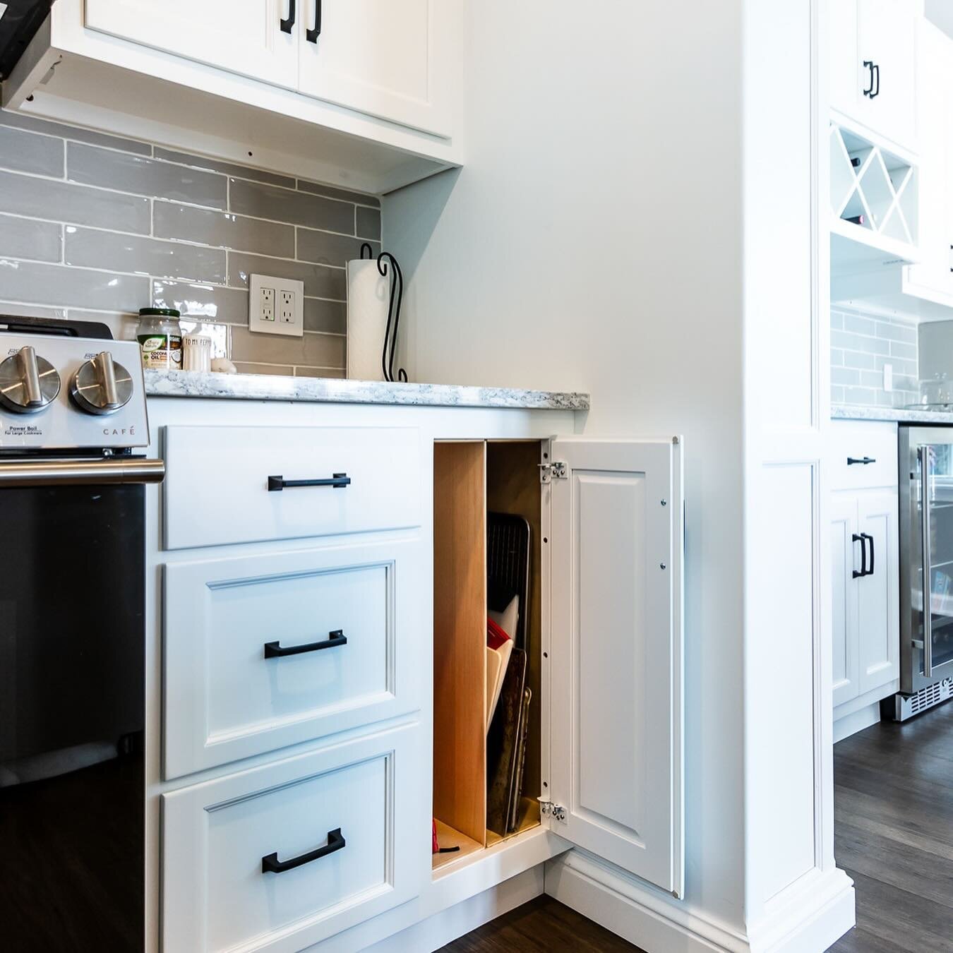 Kitchen storage roundup! Have a favorite? Let us know in the comments!

#kitchendesign #customcabinets #kitchenremodel #kerkcabinetry #kitchenorganization