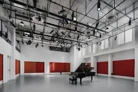 Premiere: I Saw Myself at Ades Performance Space