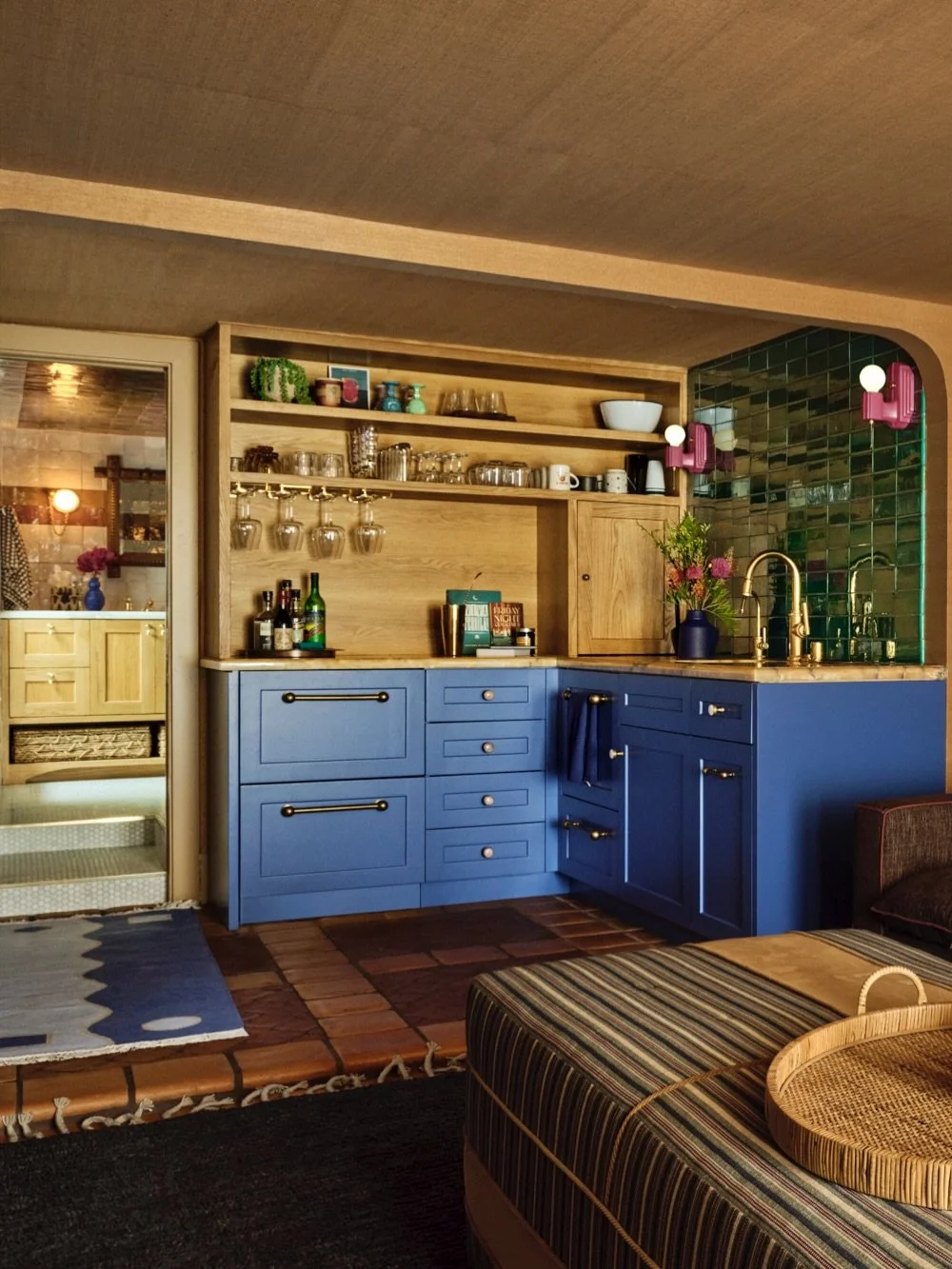 If you don&rsquo;t like blue, keep scrolling. // Mandy Cheng Design

pc: @madelinetolle