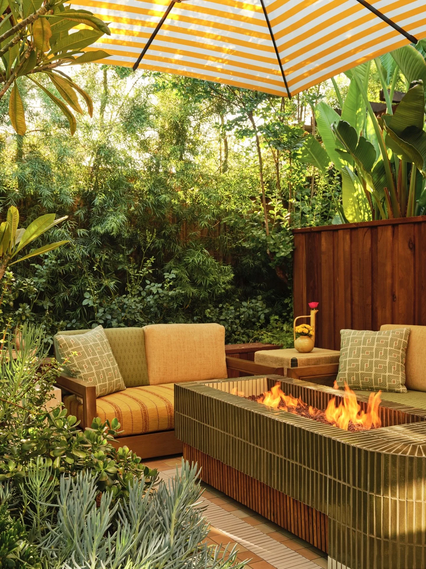 Happy first Sunday of spring! Hope you&rsquo;re taking it nice and easy. // Mandy Cheng Design as featured in @ruemagazine 

pc: @madelinetolle