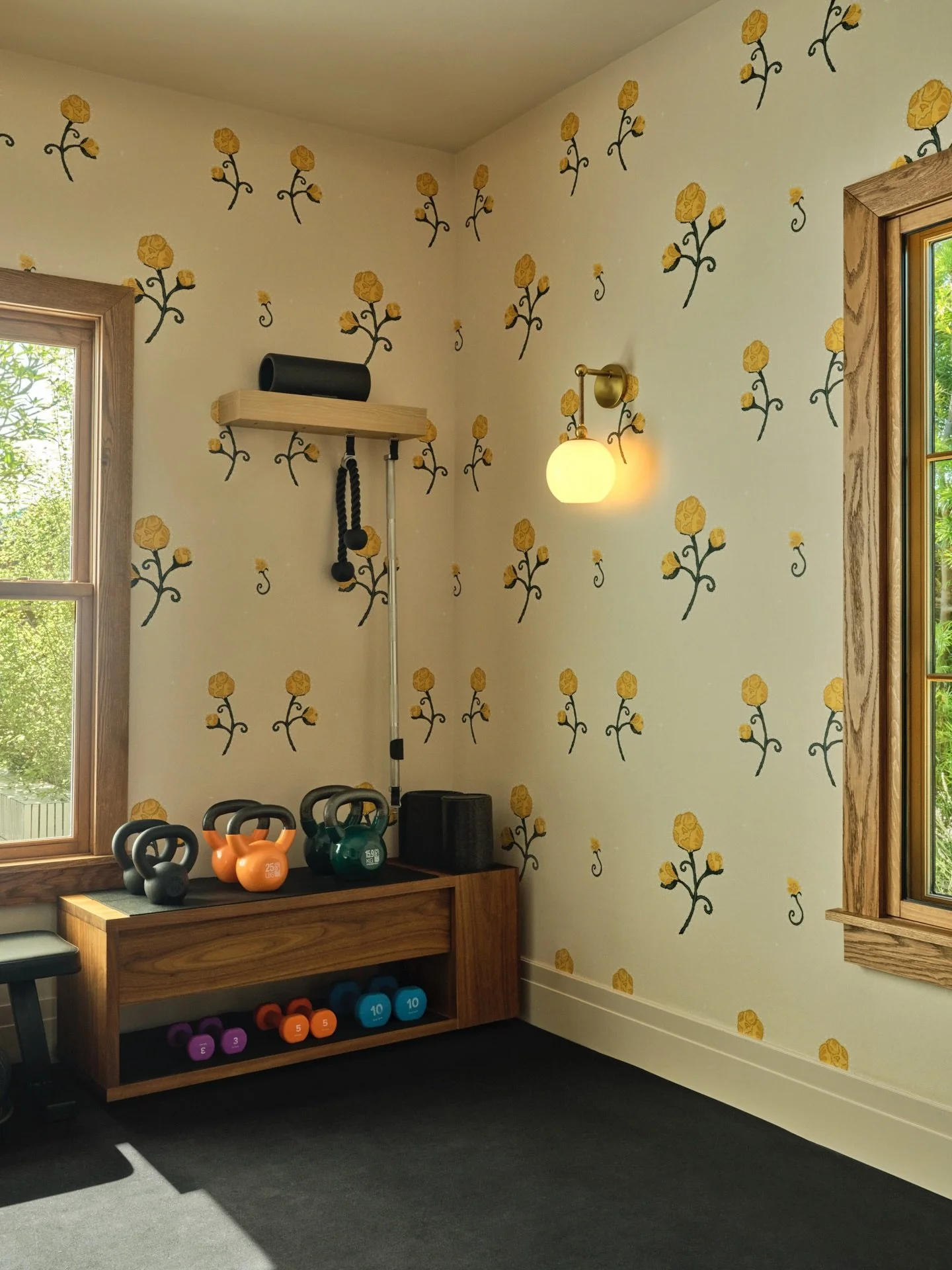 Tip: make your gym really pretty to trick yourself into working out. // Mandy Cheng Design 

pc: @madelinetolle 

#mandychengdesign #ad100 #interiordesign #homegymdesign