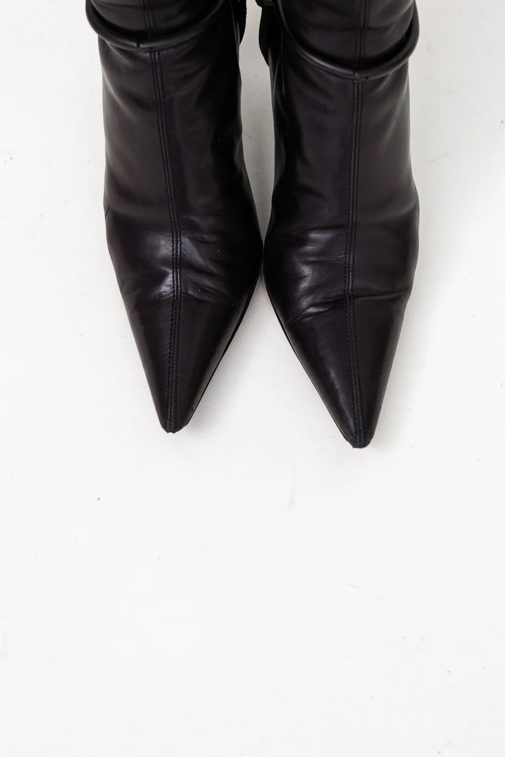 Gucci Tom Ford Knee High Horse Bite Leather Boots size 7 — God of