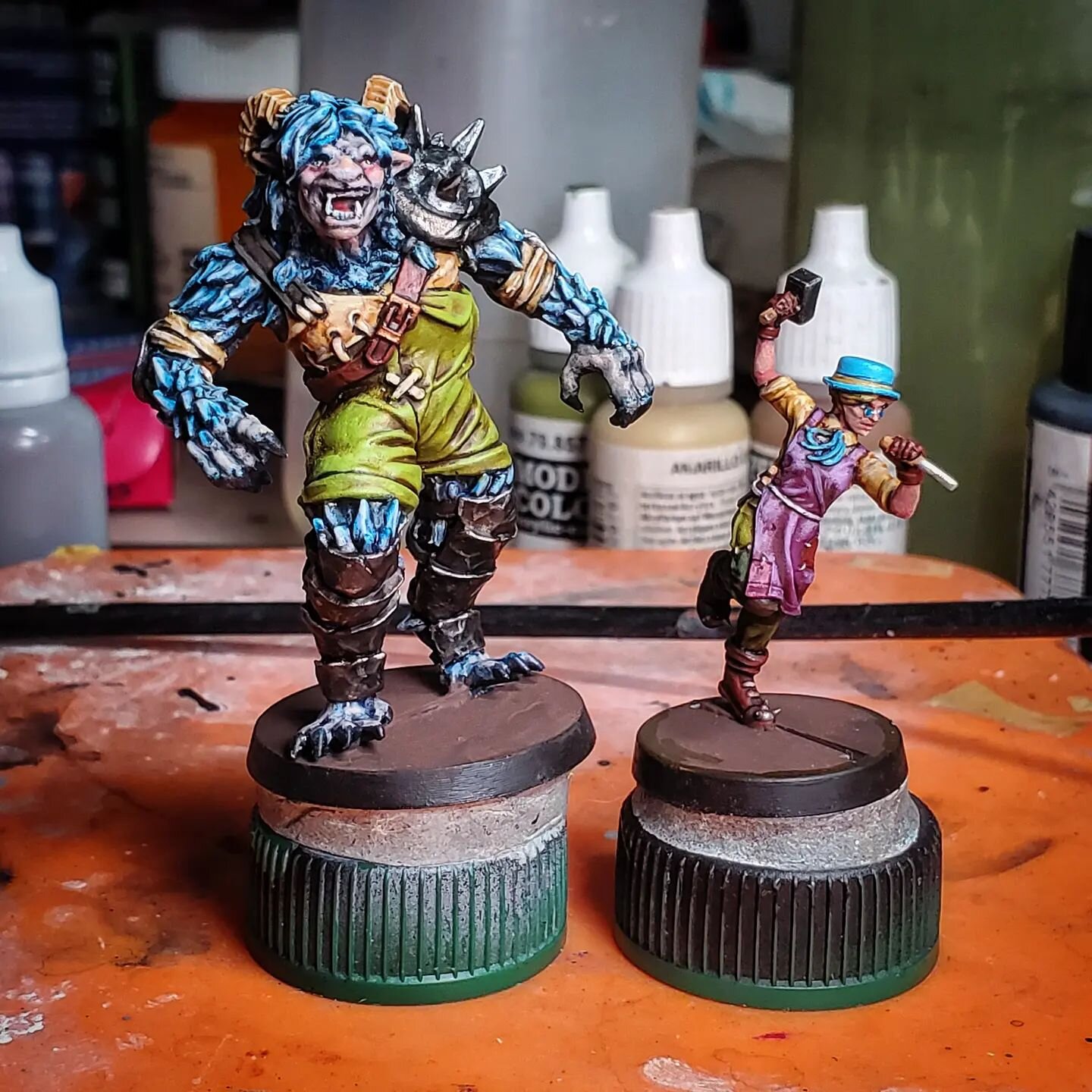 Yeti and sculptor painted. Power-loader painting in-progress.

I've been doing poorly lately, mood-wise; but at least I was able to get myself to the painting desk this weekend.

#workinprogress #bloodbowl #yeti #powerloader #miniatures #minis #minia