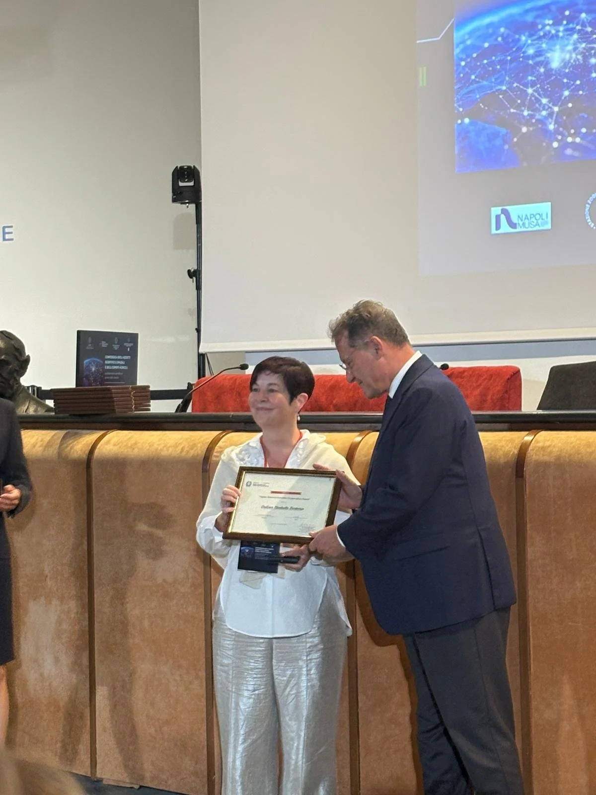 Elisabetta Barberio receives honour for international collaboration