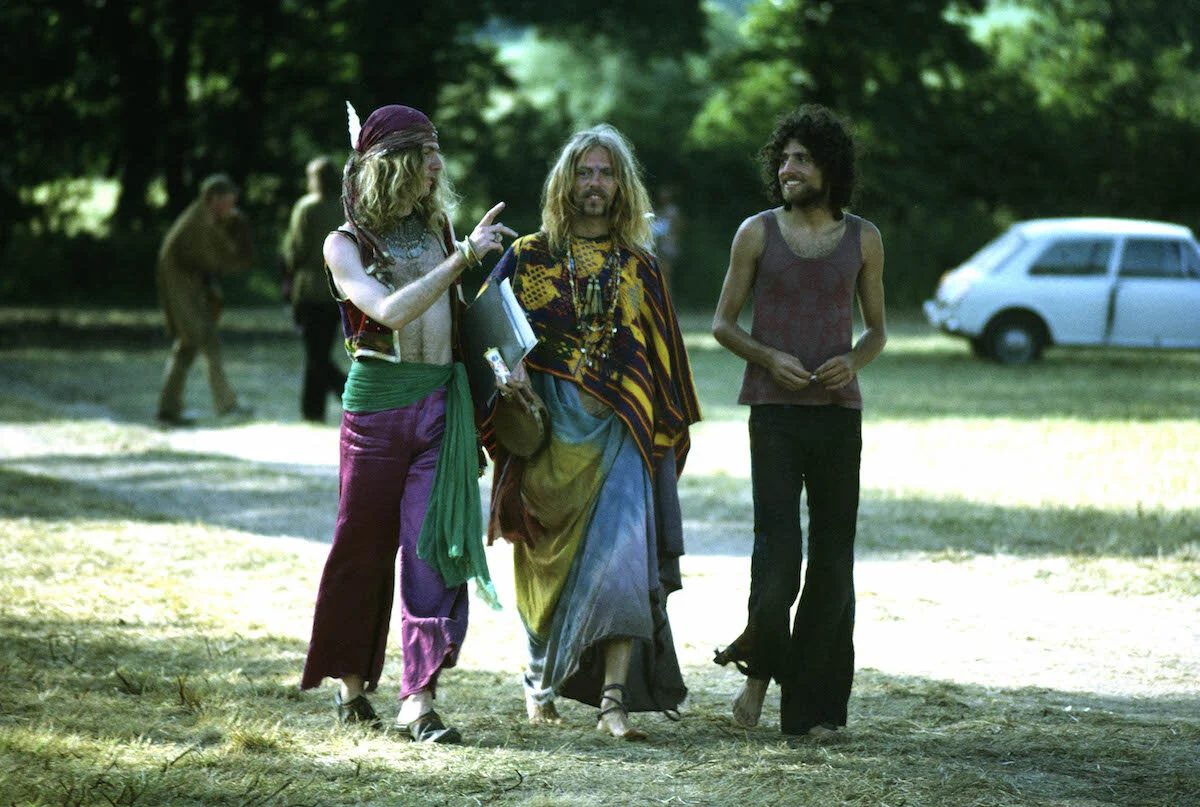 Robert Blomfield 1971 extras-1.jpeg