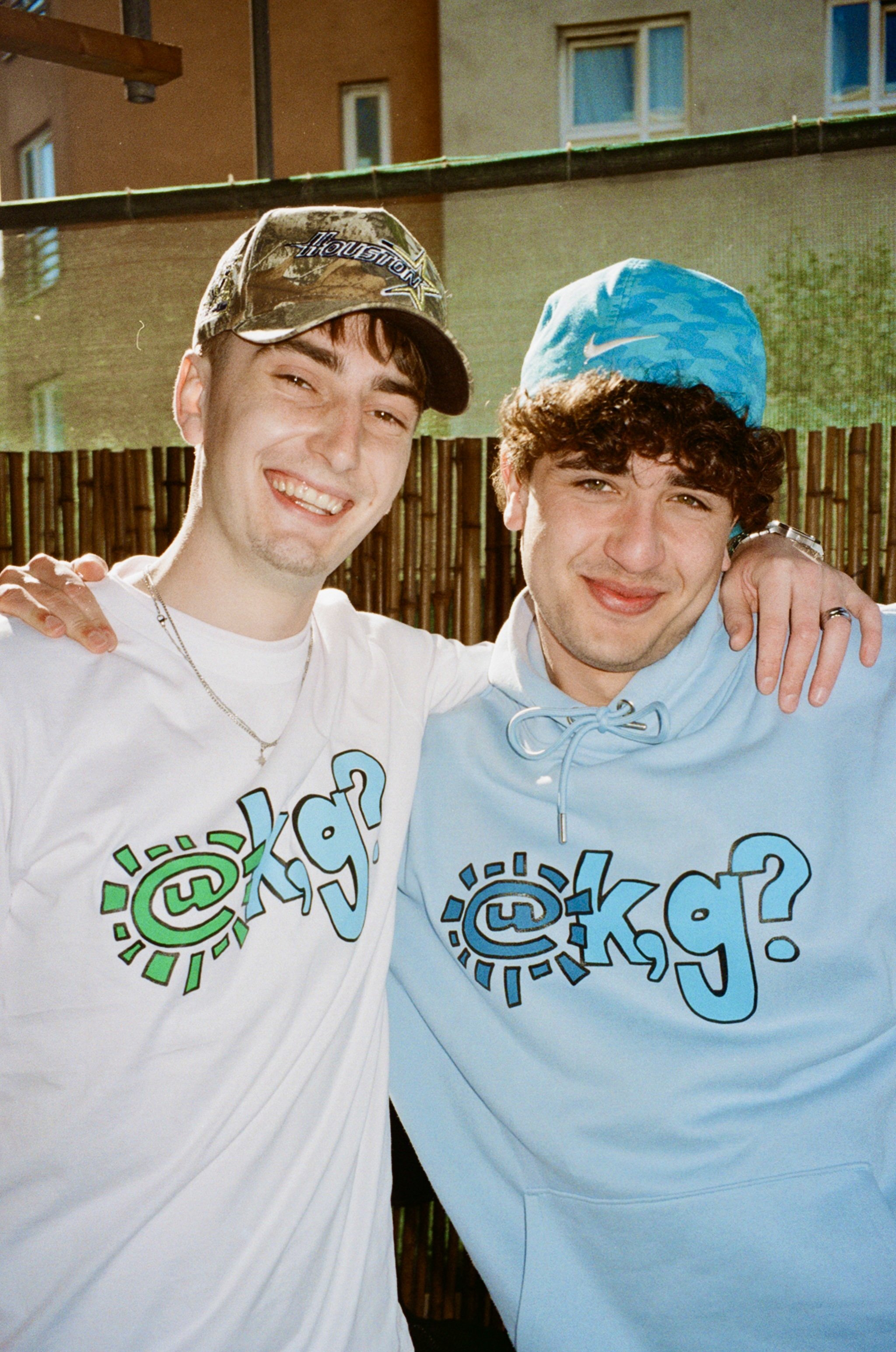 000031240011_7A.jpg