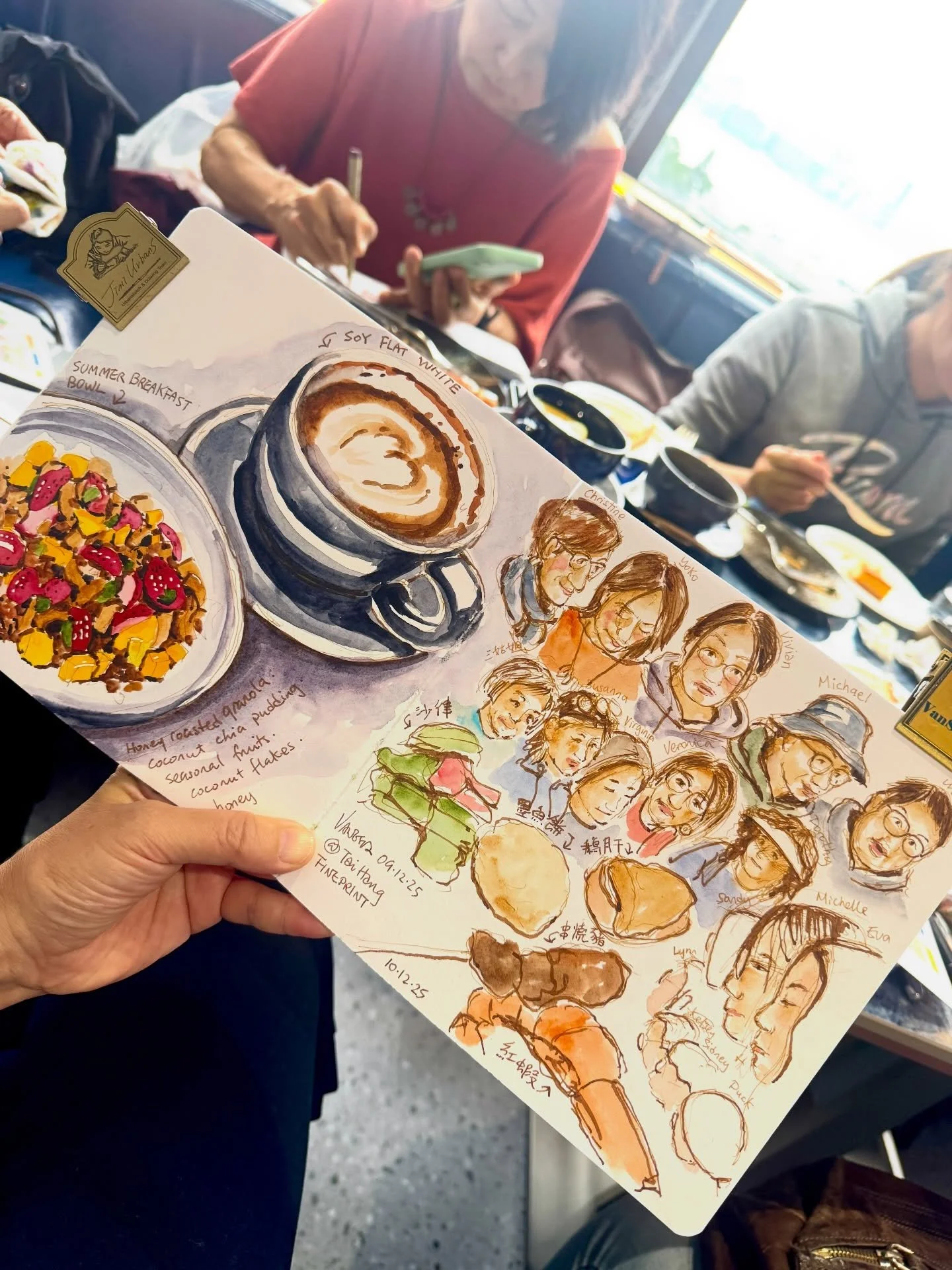 A happy lunch gathering with the lunch sketchers gang 😆. Not that I like sketching people, but I think I should put these faces who have accompanied me sketching every Wednesday onto my sketchbook. Look forward to more and more Wednesday lunch sketc