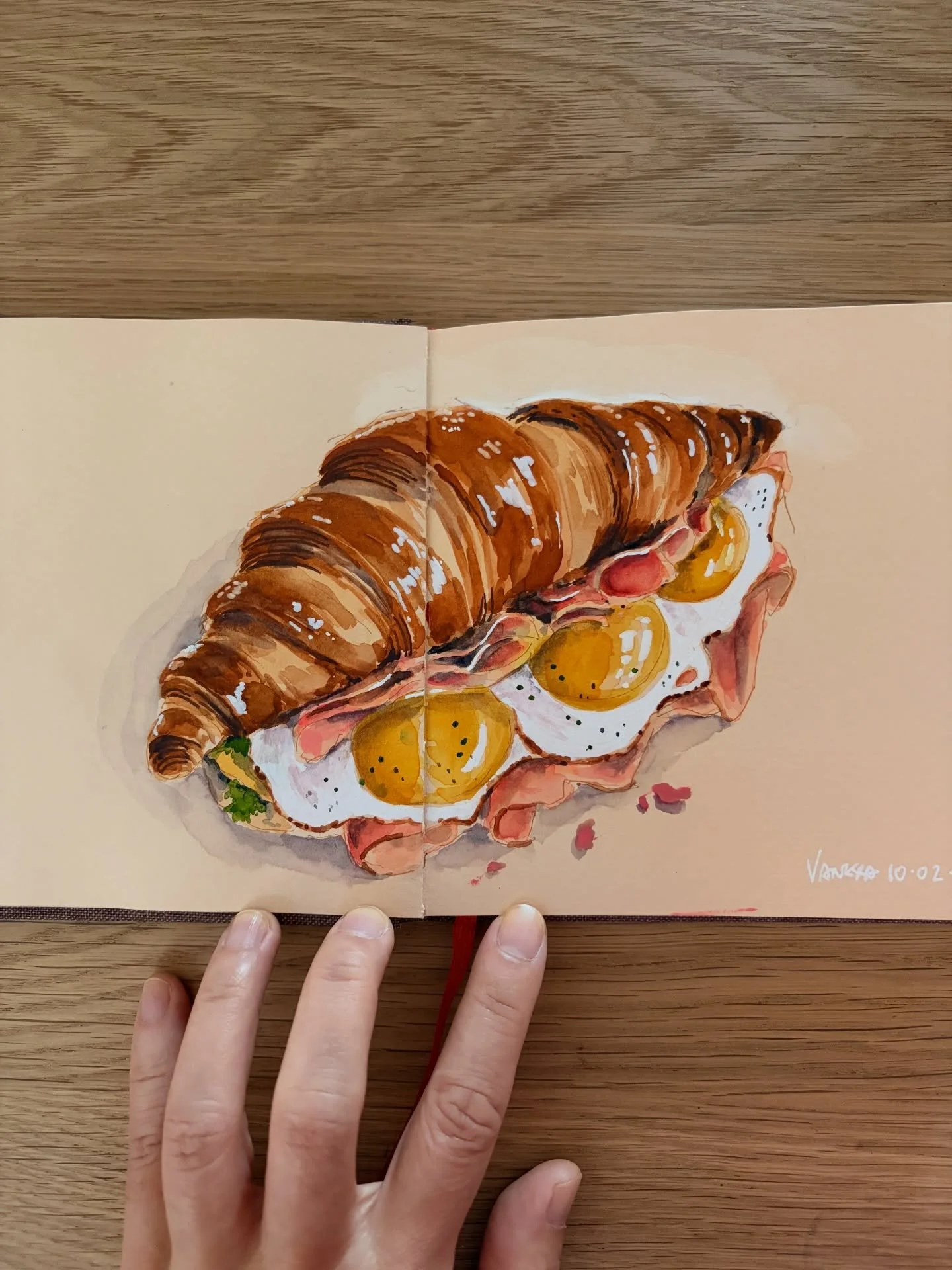 Sunday vibes! Couldn&rsquo;t resist a ham and eggs croissant treat this morning&mdash;yum yum! 🥐🍳