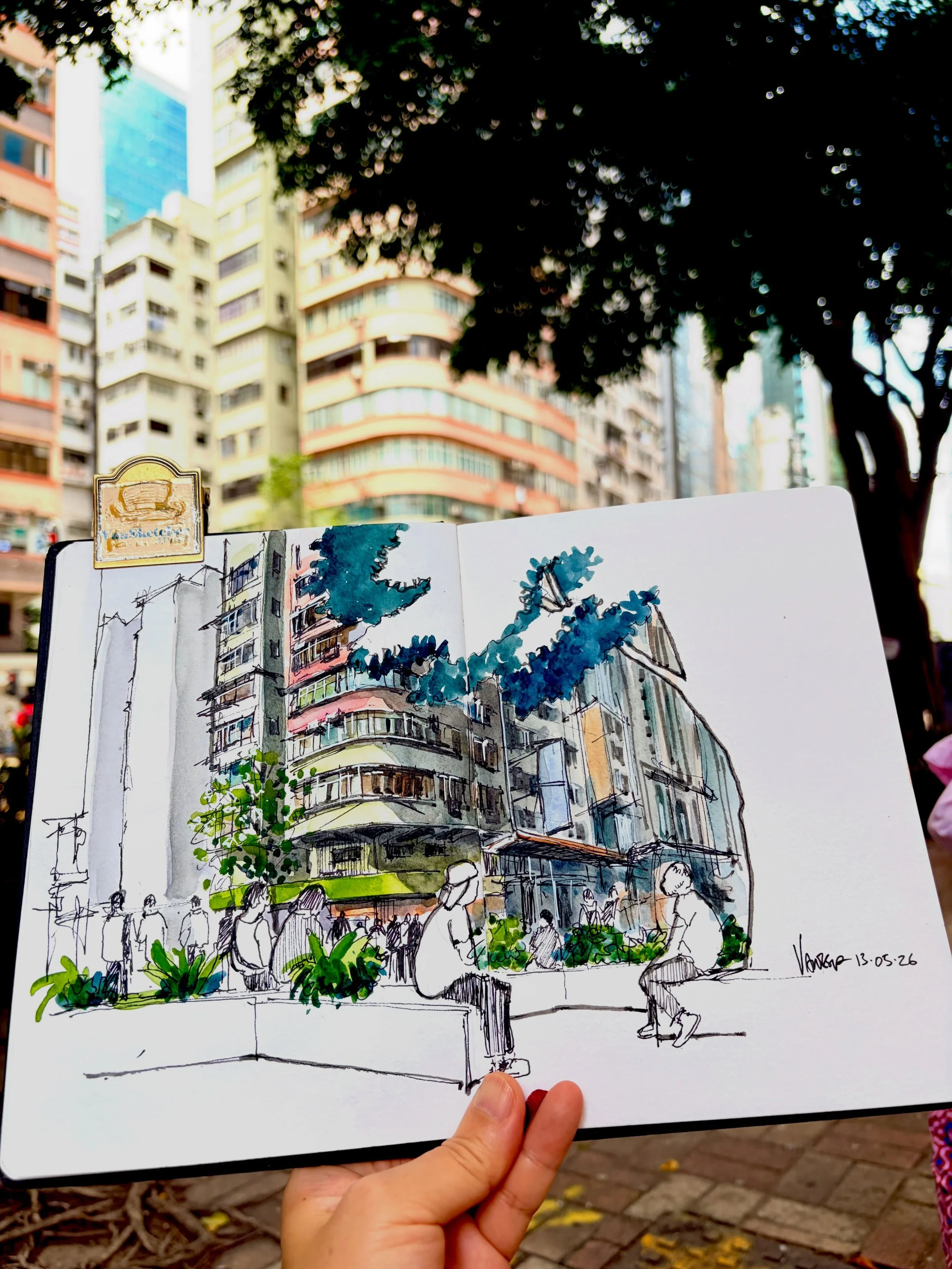 This is such a great spot for sketching &mdash; 360&deg; views, seating available, and shade from the trees. Perfect&hellip; in theory 😄 &hellip;.. But those trees are also the perfect home for birds &mdash; and well, you know what comes with that. 
