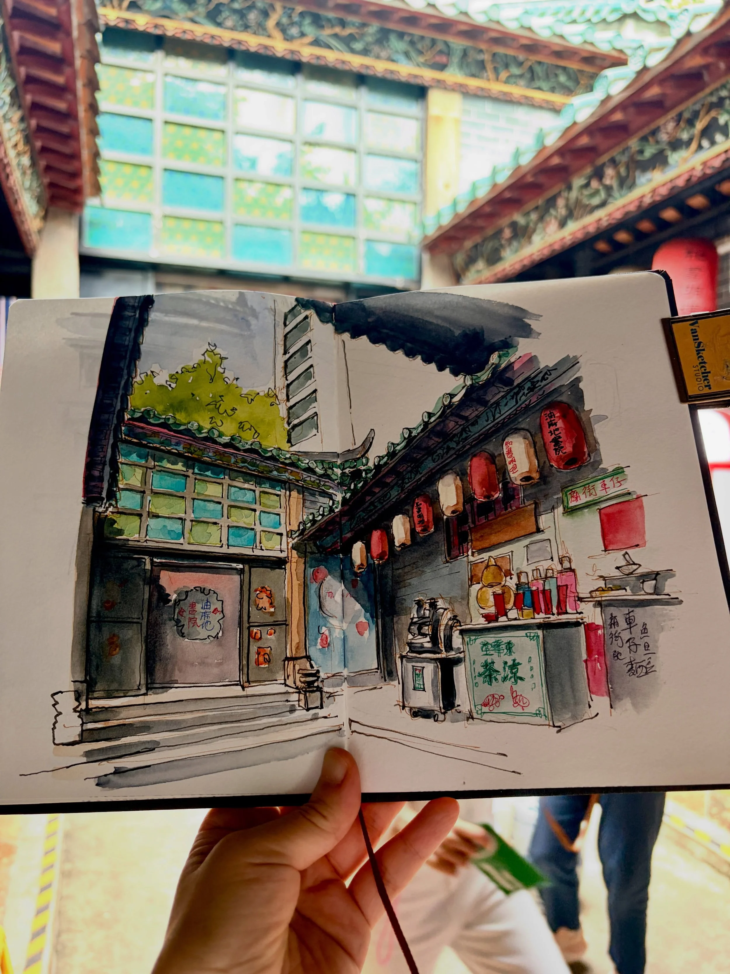 USkHK Sketchcrawl at Yau Ma Tei. There&rsquo;s so much to sketch around the Yau Ma Tei area, but unfortunately the timing only allows me to focus on one sketch.

I went into the Tin Hau Temple at Yau Ma Tei thinking I&rsquo;d found a great spot to sh
