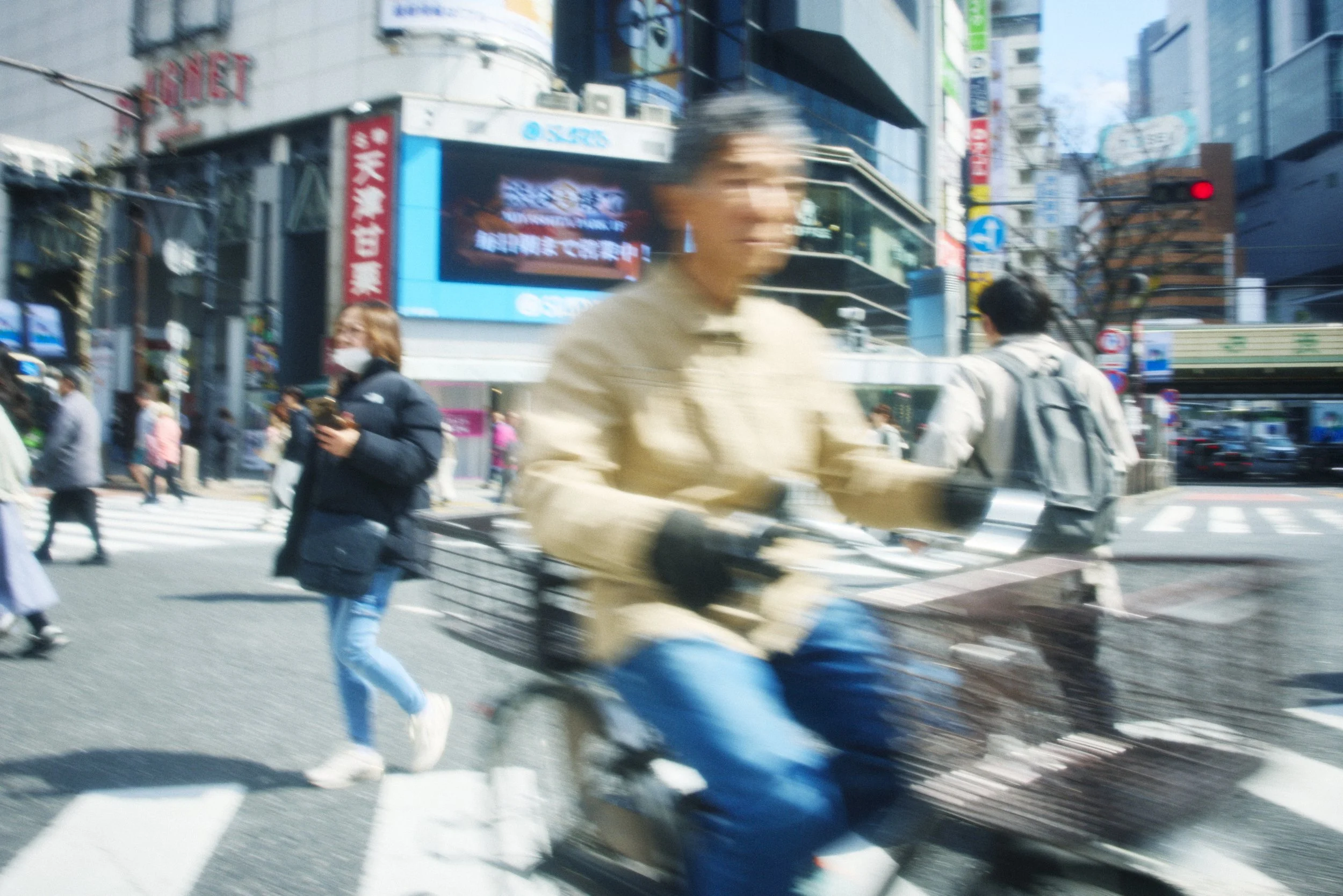 スクランブル交差点_0008.jpg