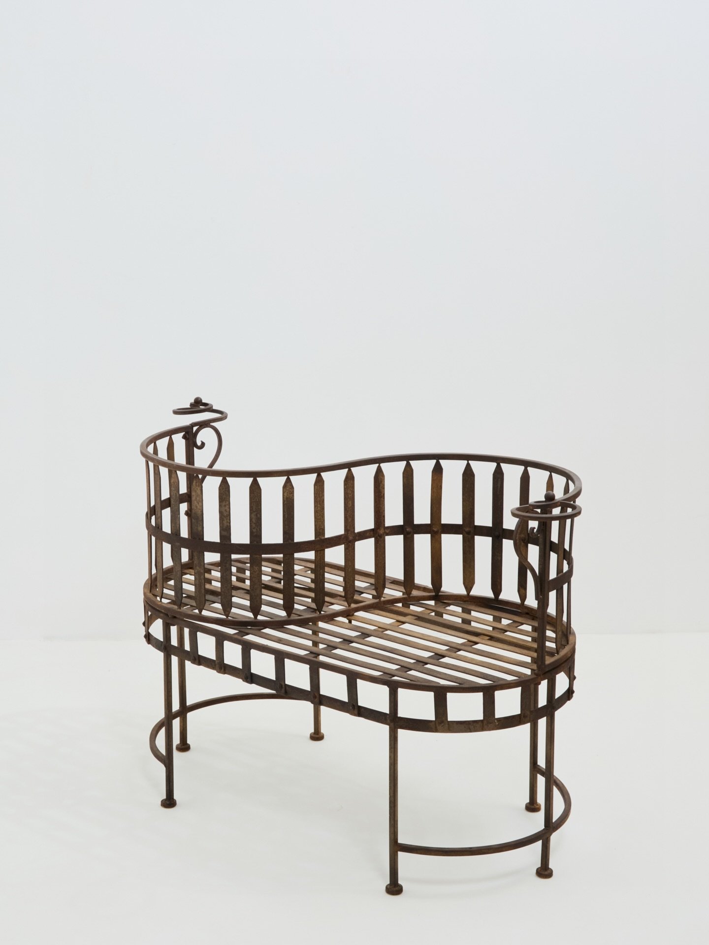 Lover&rsquo;s chair for the chair lovers.. 

Deeply romantic wrought iron kissing seat. 

Sold in a flash from this morning&rsquo;s mail-out.

DM if you&rsquo;d like to be added to the list.