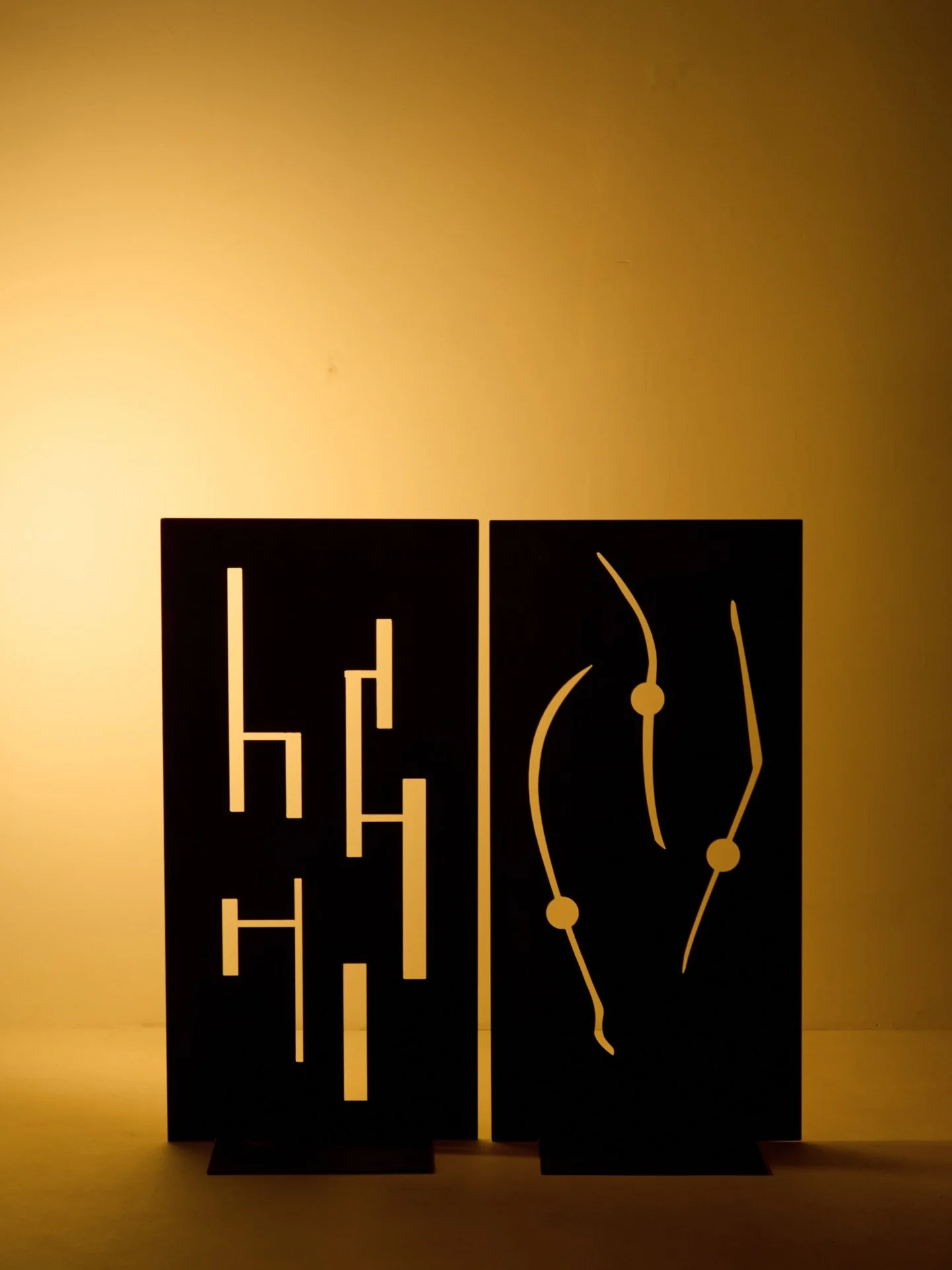 Obsessed with these two corten steel panels&hellip; 💫💫

I&rsquo;m thinking @hauserwirthsomerset garden vibes??