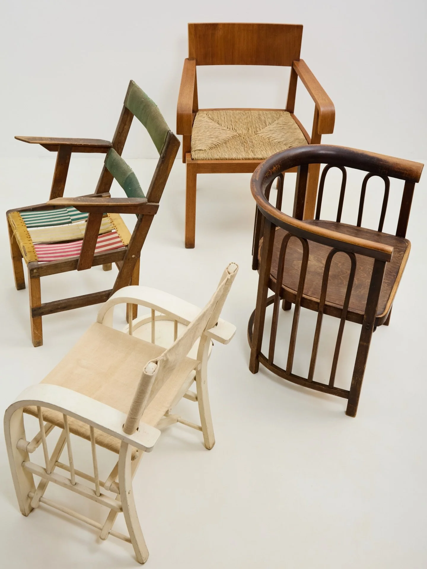 My dream dinner party line up.. 

Especially the Amsterdamse armchair 🐶