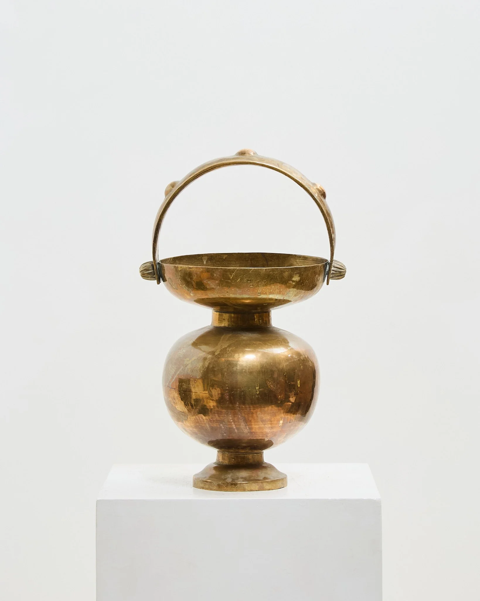 HANDLED BRASS VESSEL