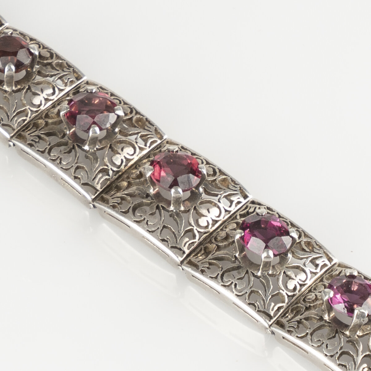Antique Victorian Bohemian Garnet Gilt Silver Bracelet. Boxed. – T  Niklasson Gallery
