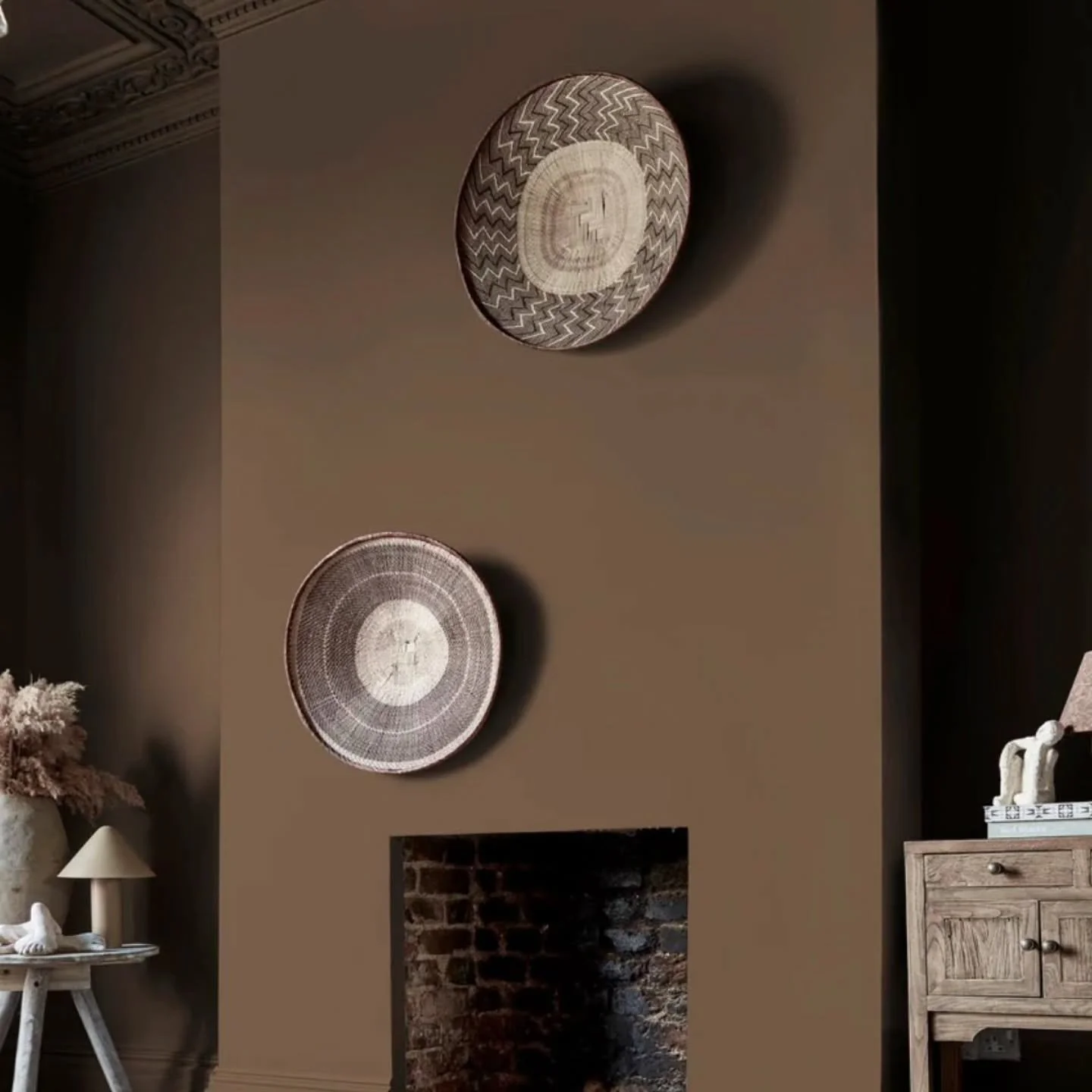 When BROWN is your vibe 🤎

🤎 Binga
🤎 Nongo 
🤎 Rwanda 

Which one is your brown basket vibe? 

#avanidecor #africanbaskets #bingabaskets #sisalbaskets #handmadedecor homedecor wallbasket wallhangings shelvedecor coffee table baskets homegifts brow