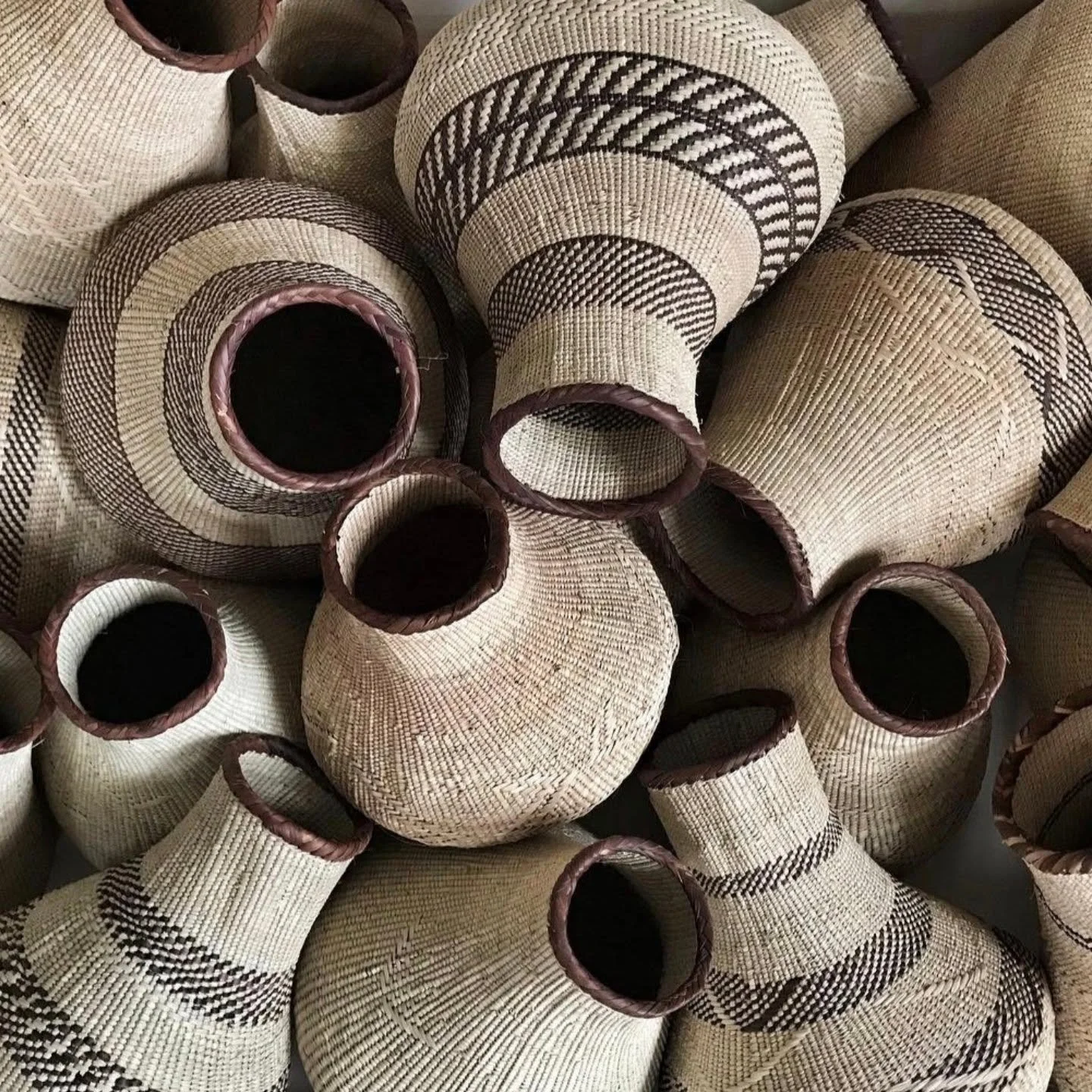 Natural textures that instantly make a space feel warmer 🤎

Our Nongo baskets are perfect for styling shelves, walls &amp; cosy corners throughout the home.

Which way would you style yours? 🧺

Save this for your next home refresh ✨

#africanbasket