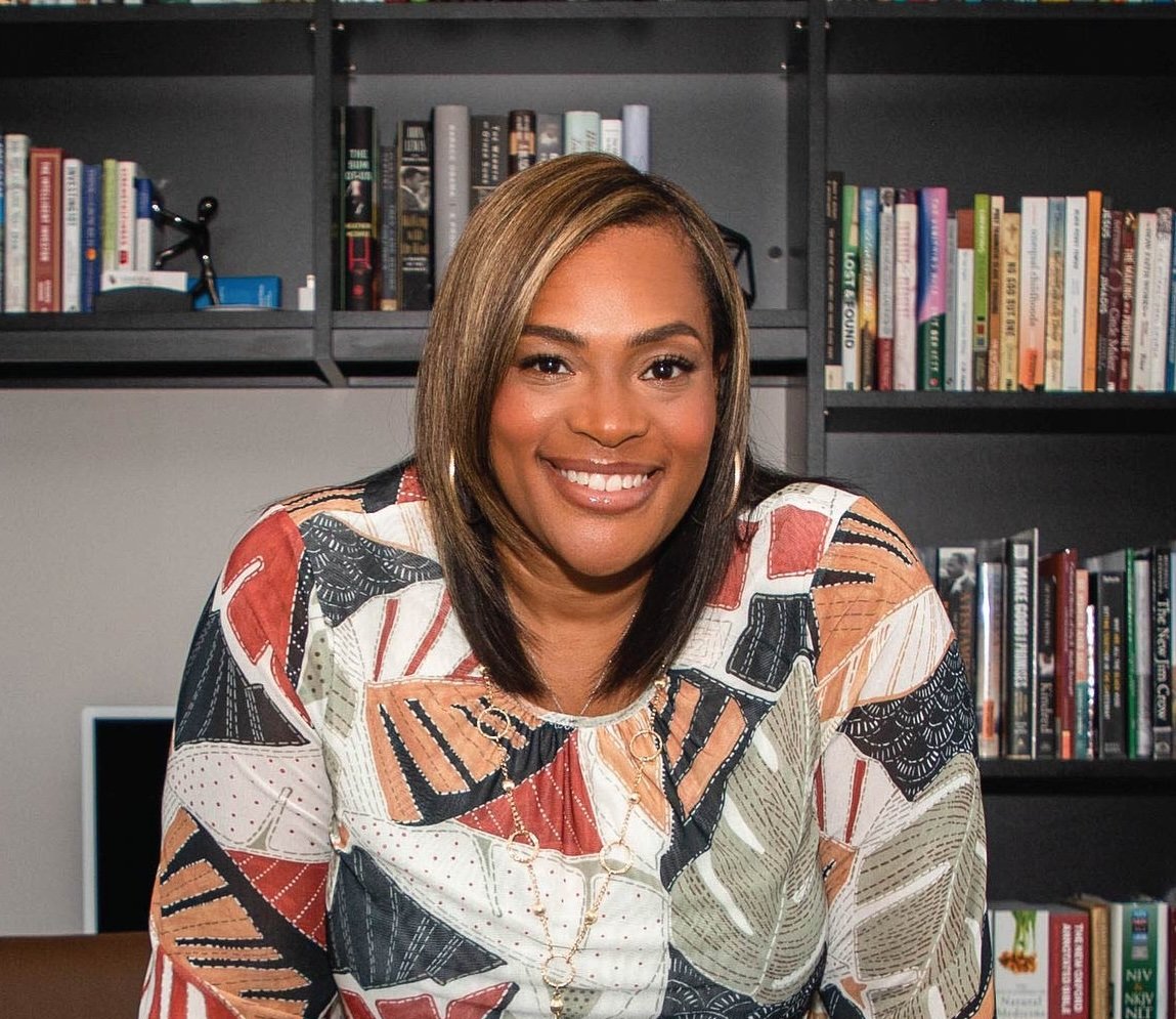 keymasha web head shot.jpg