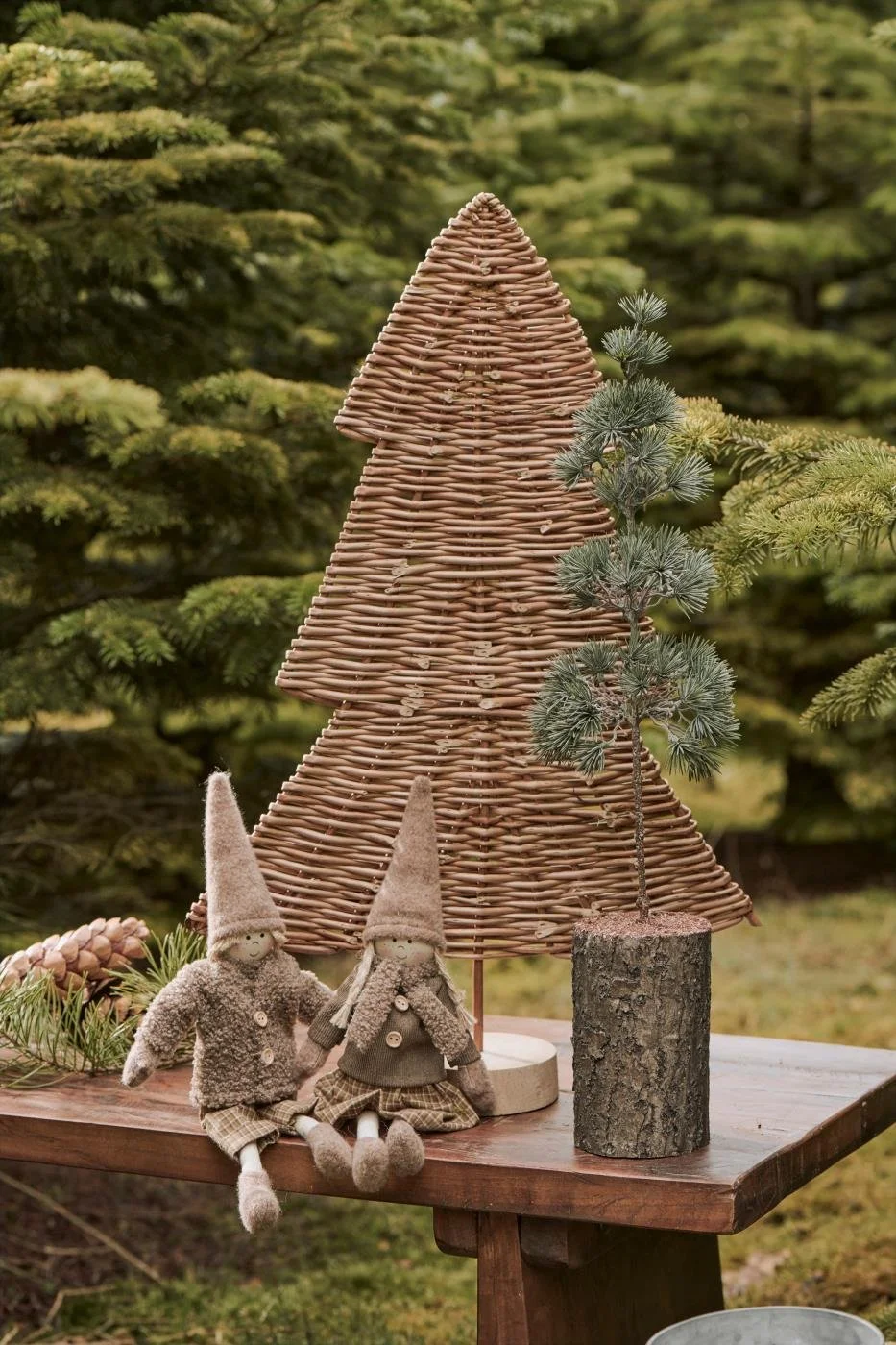 Ib Laursen Tannenbaum Weidengeflecht H66 stehend.jpg