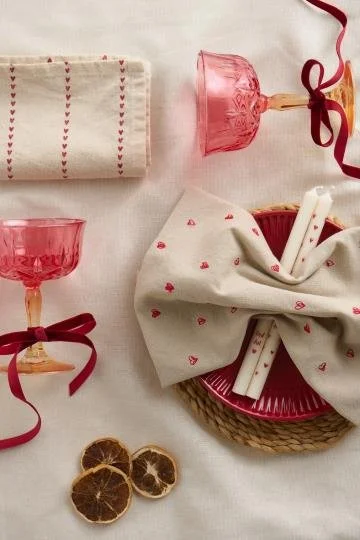 ib_laursen_serviette_stoff_valentina_natur_herzen_rot.jpg
