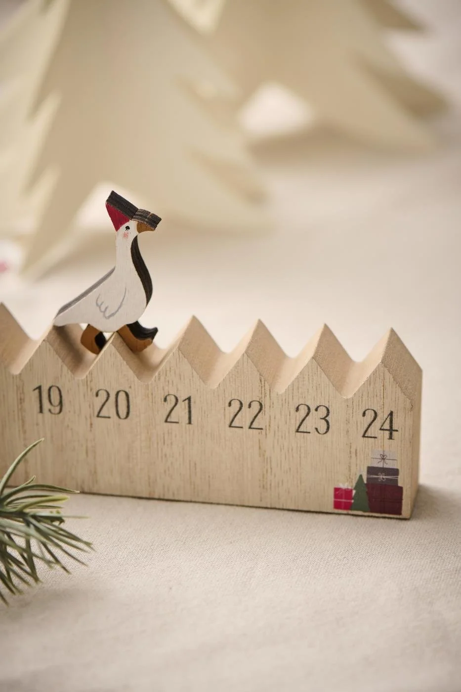 ib_laursen_weihnachtskalender_gans_holz_1-24_2.jpg