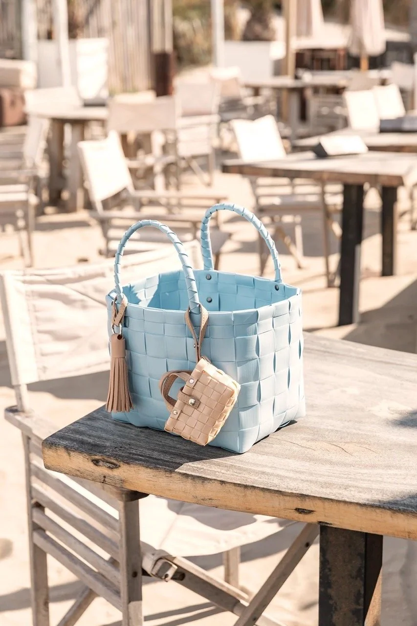 handed_by_tasche_mini_paris_faded_blue_hellblau_2.jpg