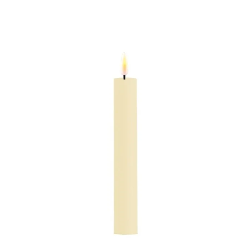 DELUXEHOMEART LED Stabkerzen 15 cm (creme | 2er Set)