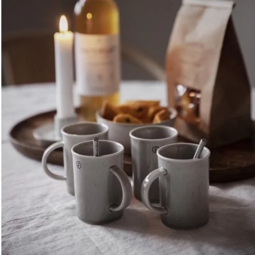 porzellanservice Vintage Versailles Teekanne, Milchkanne & Tablett in Weiß, Gold & Rot, 3er Set bei Pamono kaufen Riedel - Weißweinglas Riesling