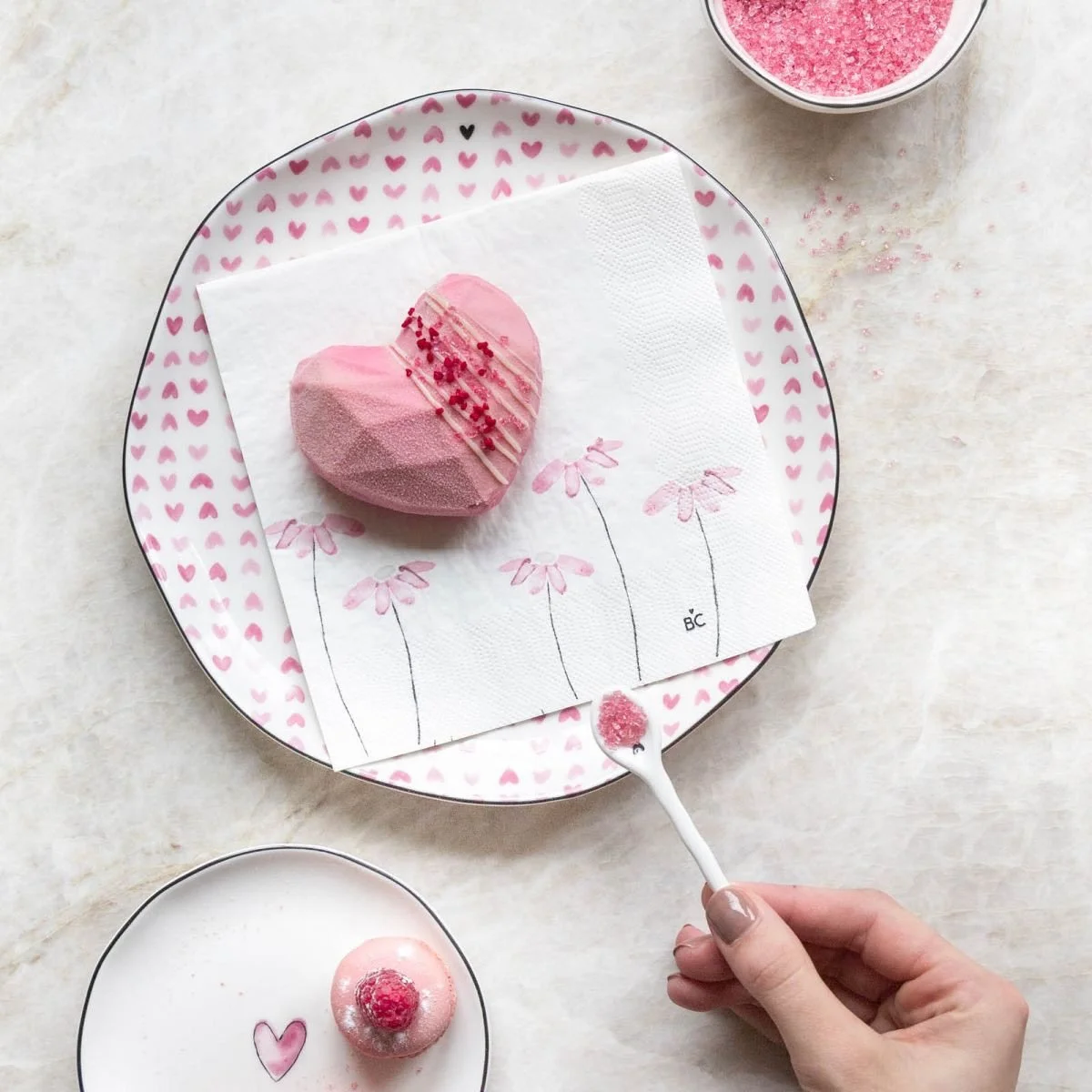 Happy Sunday Love 🩷

F&uuml;r die kleinen Herzmomente im Alltag.
Teller und Sideplates von Bastion Collections.

Einen sch&ouml;nen Sonntag f&uuml;r Dich!

#bastioncollections #heartlove #tableinspo #cozyhome #lieblingsst&uuml;cke herzenszucker frie