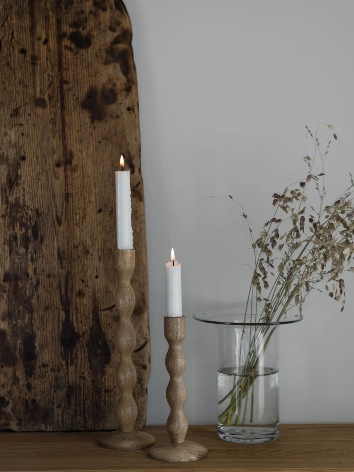 Wochenende in seiner sch&ouml;nsten Form 🤍

.
.
.
#herzenszucker #ernst #kerzenhalter #holzliebe #skandinavischwohnen