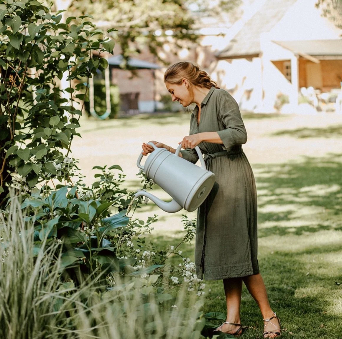 Gie&szlig;kanne Lungo 🩷

#herzenszucker #xala #lungo #gie&szlig;kanne #sommer 

Fotos: @xaladesign @kaasoutdoorliving (schwarze Gie&szlig;kannen)