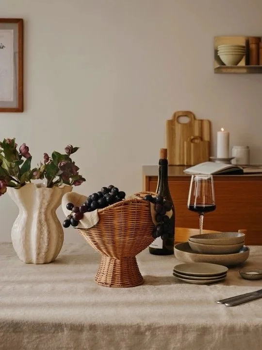 Broste Copenhagen 🤍

Die Lieferung ist da, und ich habe schon beim Auspacken gestrahlt! Mit dabei: diese wundersch&ouml;nen K&ouml;rbe ANNIKA aus geflochtenem Rattan, die so sch&ouml;n geschwungen sind. Sie bringen skandinavische Gem&uuml;tlichkeit 