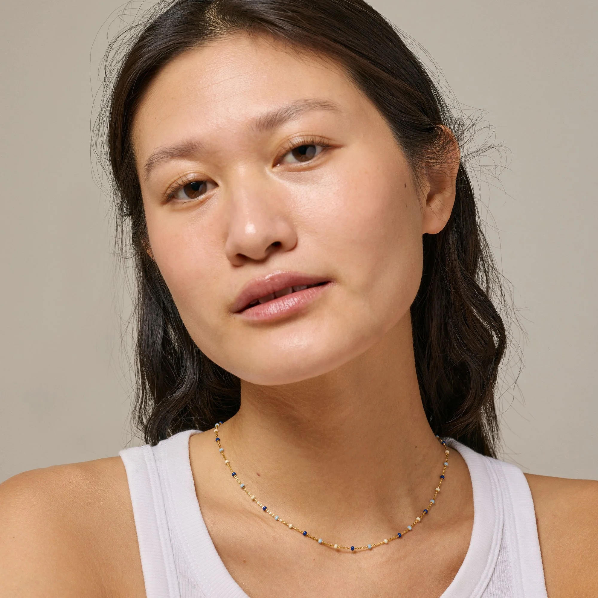 enamel_copenhagen_halskette_lola_gold_marine_Necklace_Lola_marine_3.jpg