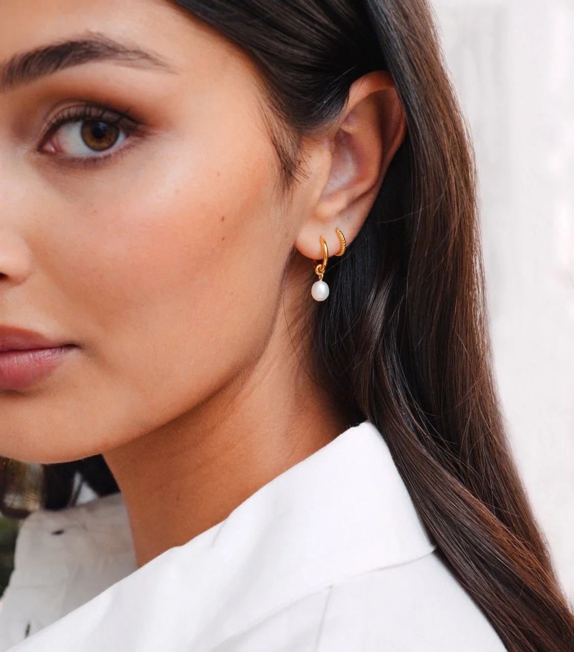 Syster P Ohrringe Creole Suesswasser Perle .jpeg