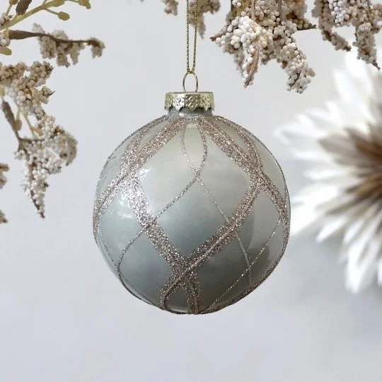 CHIC ANTIQUE Kugel Weihnachten mit Glitzer (antiques moos | verte
