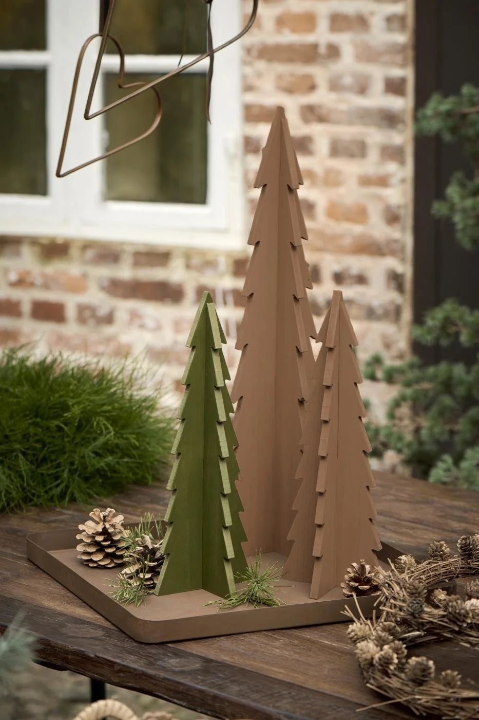 Ib Laursen Holz Tannenbaum Dekoration braun 2 Groessen.jpg