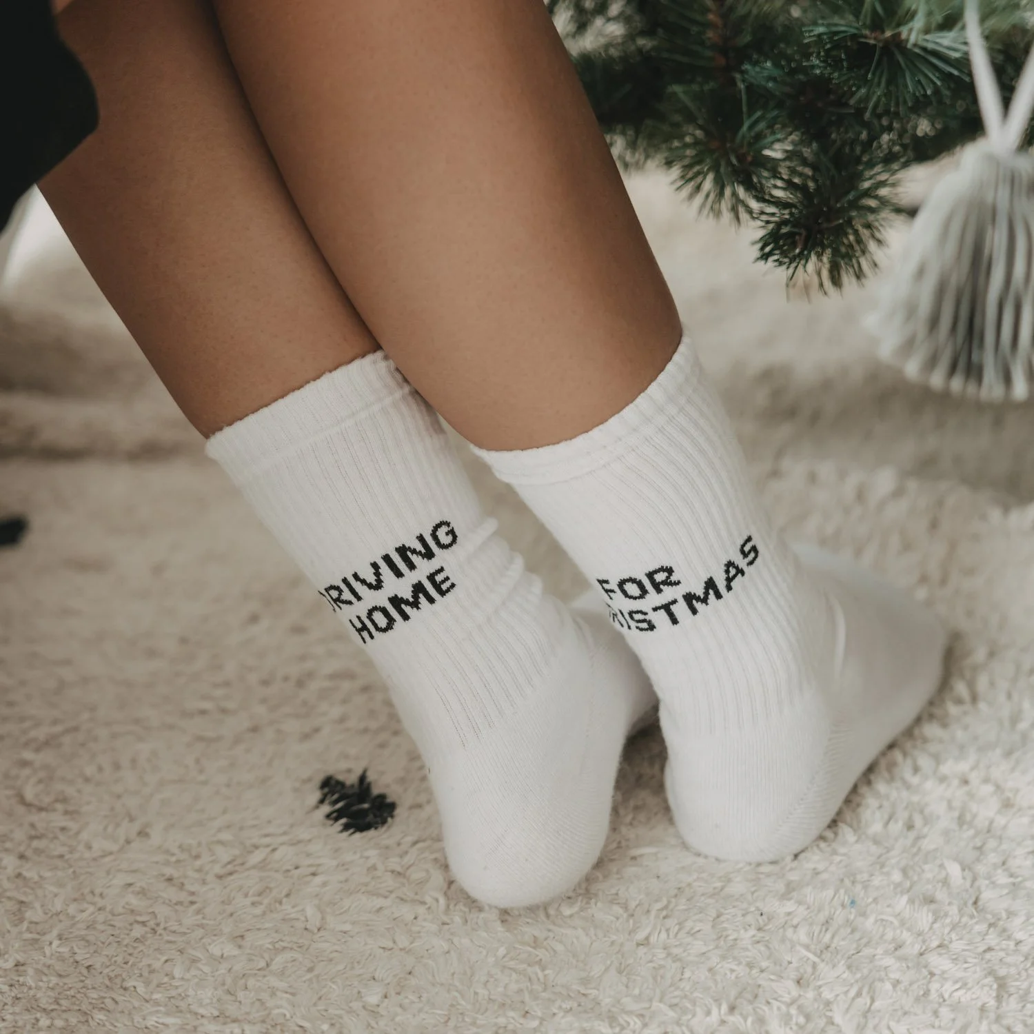 eulenschnitt_socken_driving_home_for_christmas_photocredits_eulenschnitt-5.jpg