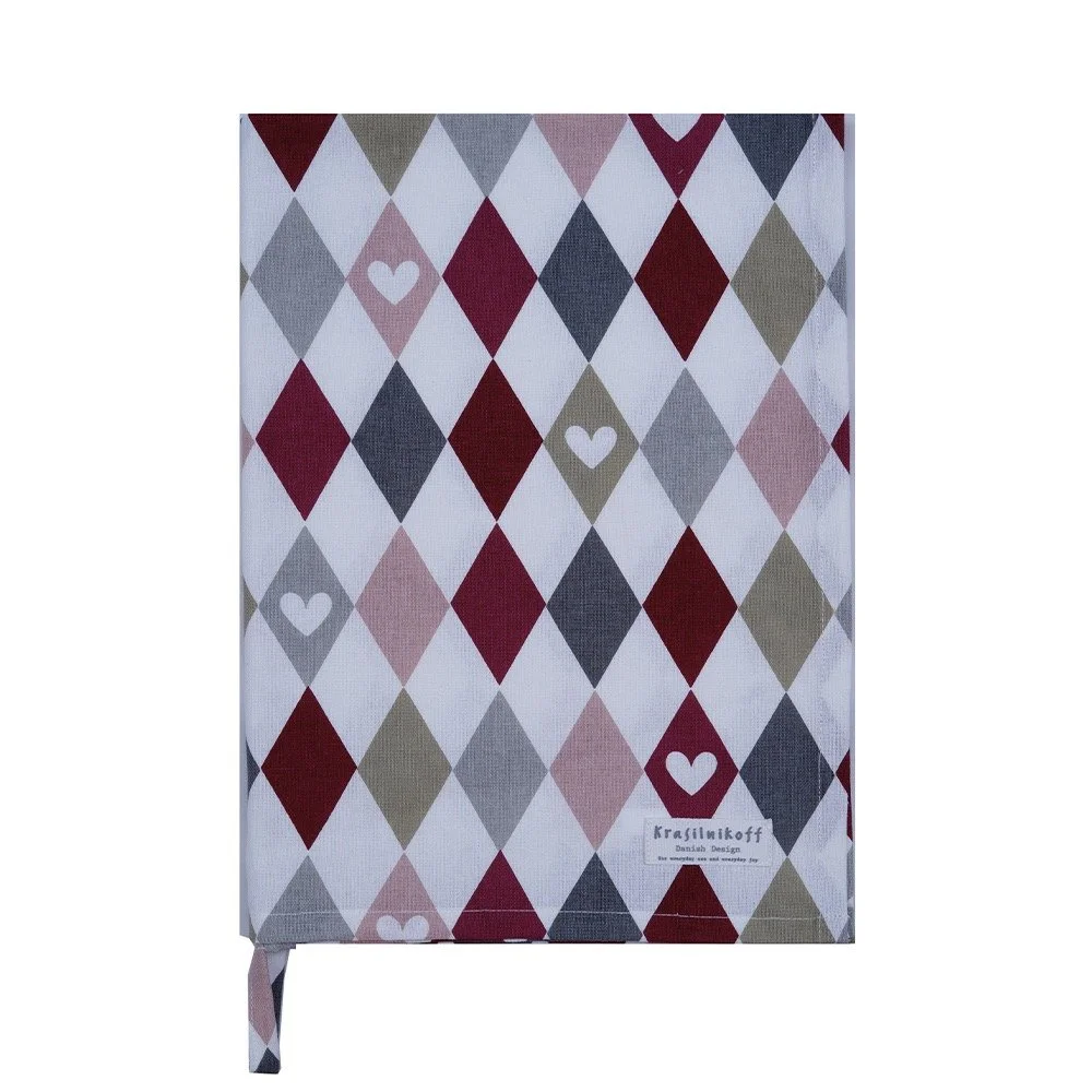 Geschirrtuch von KRASILNIKOFF mit Harlekin-Rautenmuster in Bordeauxrot, Rosé, Grau und Olivgrün mit kleinen weißen Herzen