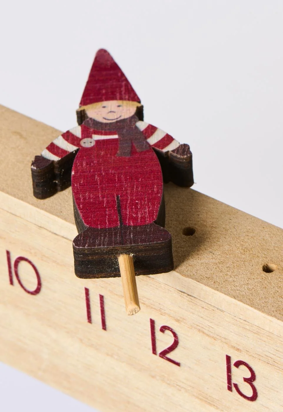 Ib Laursen Weihnachtskalender Holz Wichtel 50 cm 1-24.jpg